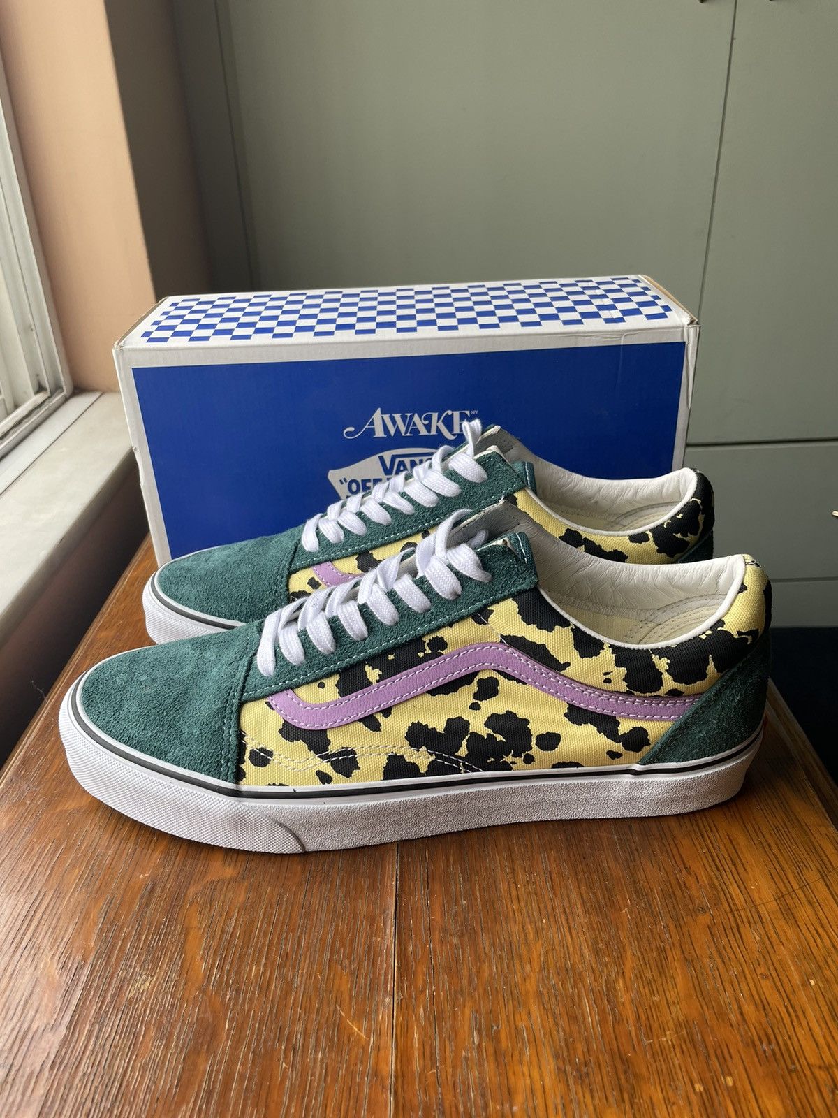 Awake NY Awake NY X Vans Classic Old Skool Animal Spot Size US 11.5 / EU 44-45 - 2 Thumbnail