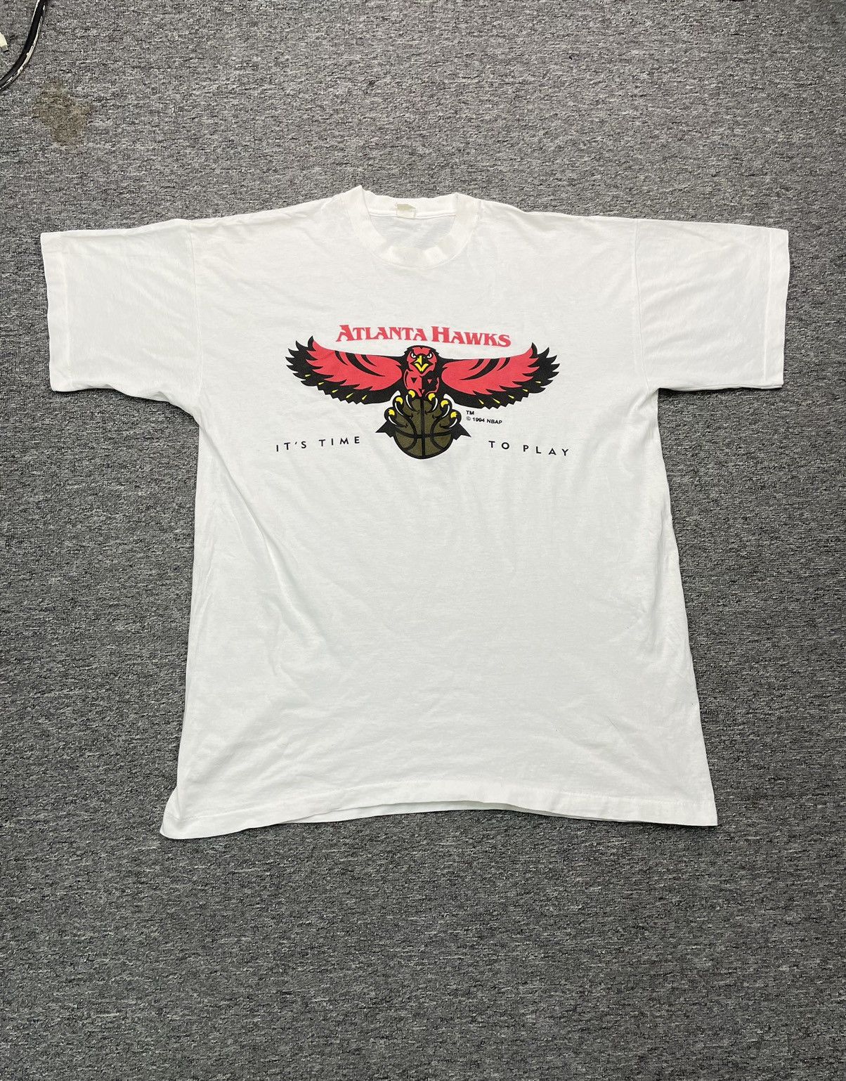 NBA Vintage 90s Atlanta Hawks tshirt single stitch Size US XL / EU 56 / 4 - 1 Thumbnail