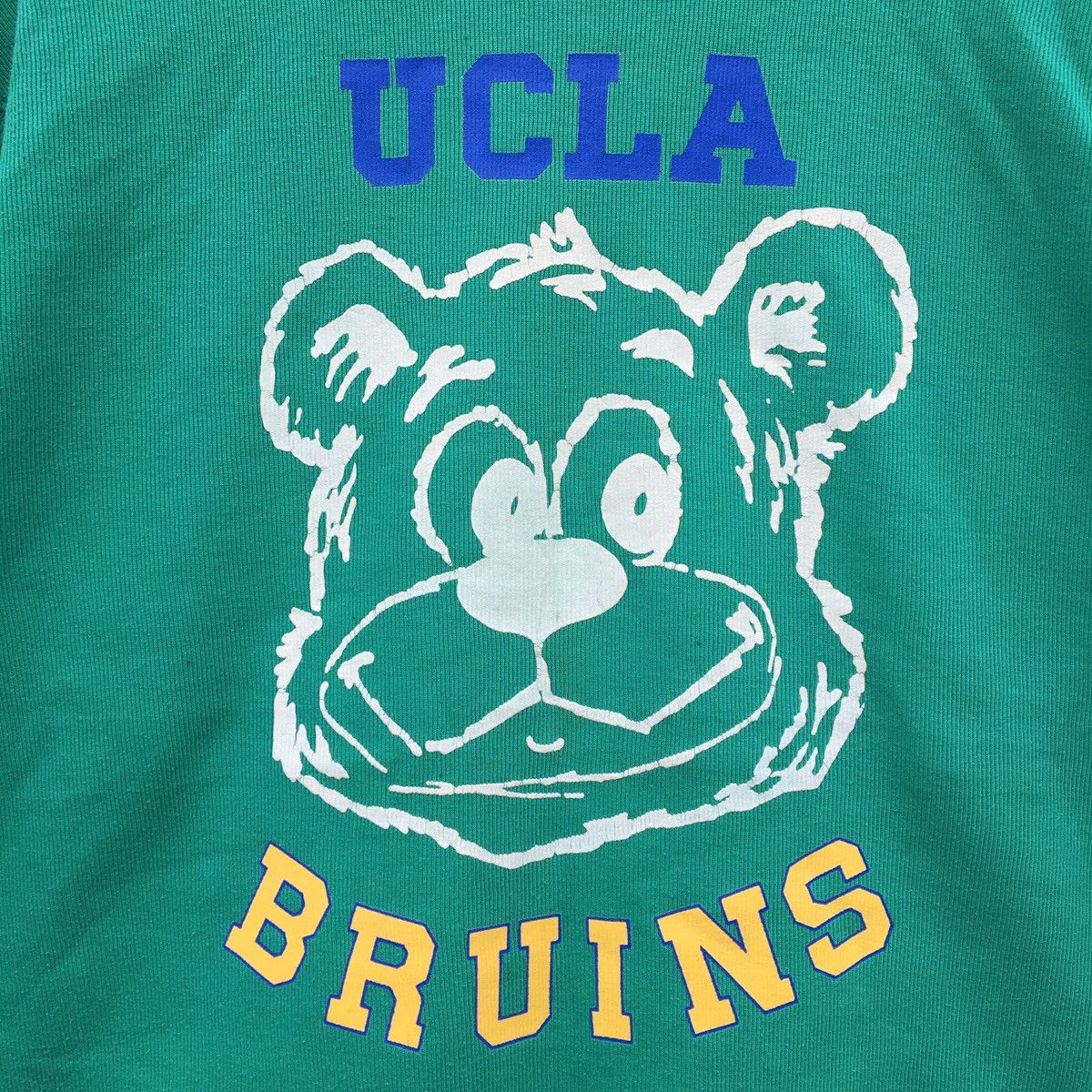 Vintage Vintage AMERICAN UCLA BRUINS BEAR Sweatshirt Size US L / EU 52-54 / 3 - 3 Thumbnail