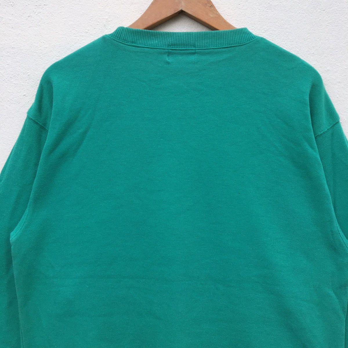 Vintage Vintage AMERICAN UCLA BRUINS BEAR Sweatshirt Size US L / EU 52-54 / 3 - 9 Thumbnail