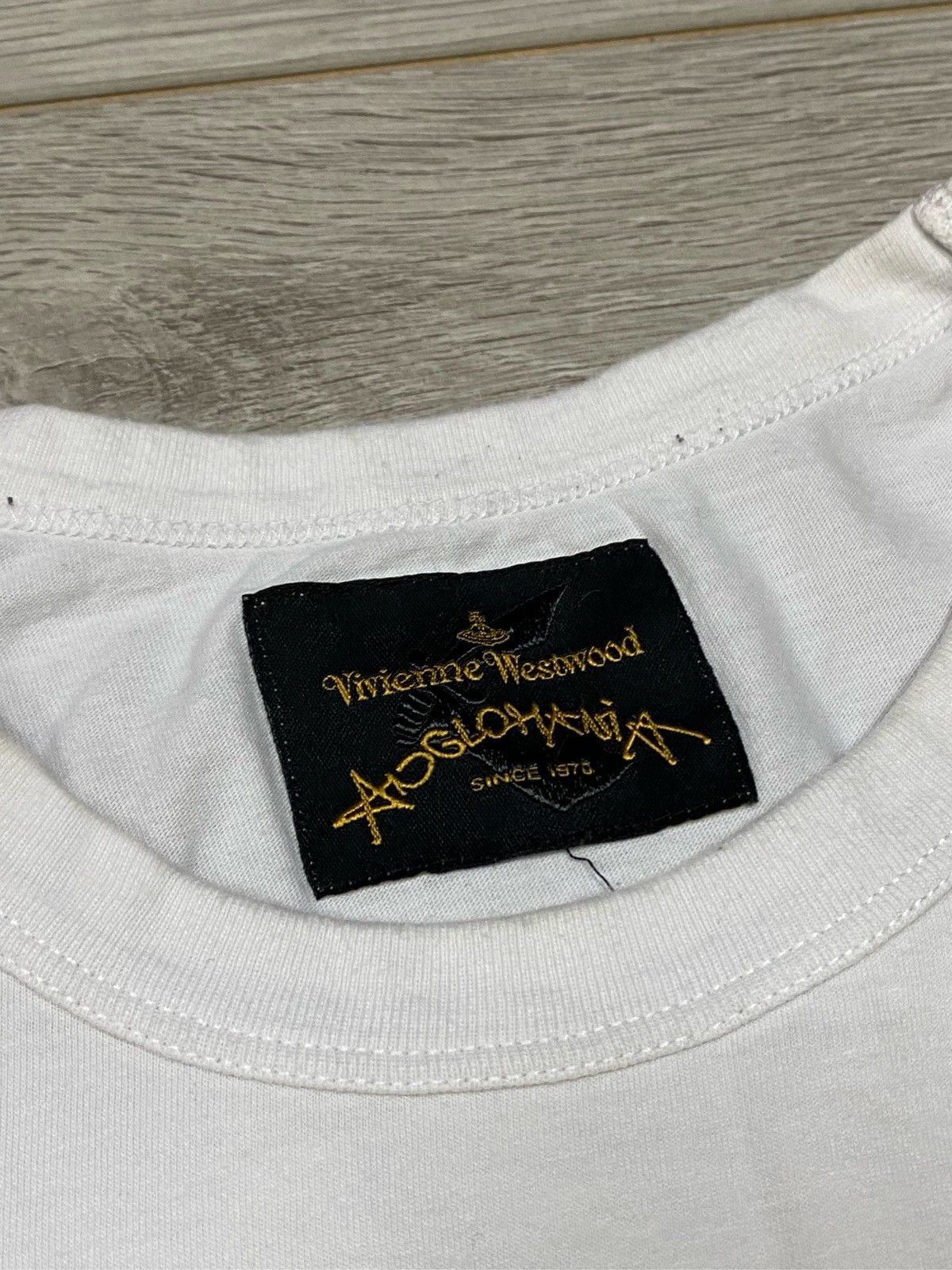 Vivienne Westwood Vivienne Westwood vintage big orb t-shirt anglomania Size US L / EU 52-54 / 3 - 4 Thumbnail