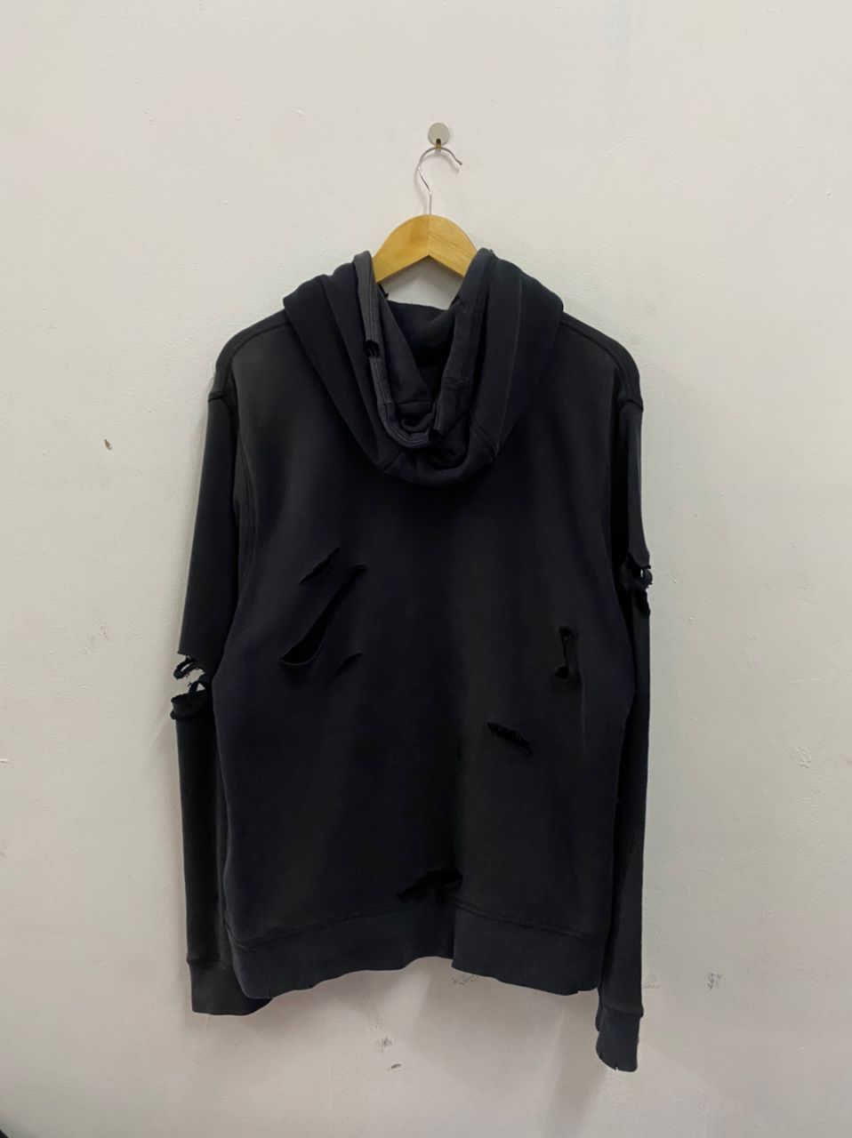 Nike × Vintage Distressed Nike Snake Skin Logo Hoodie Size US L / EU 52-54 / 3 - 8 Thumbnail