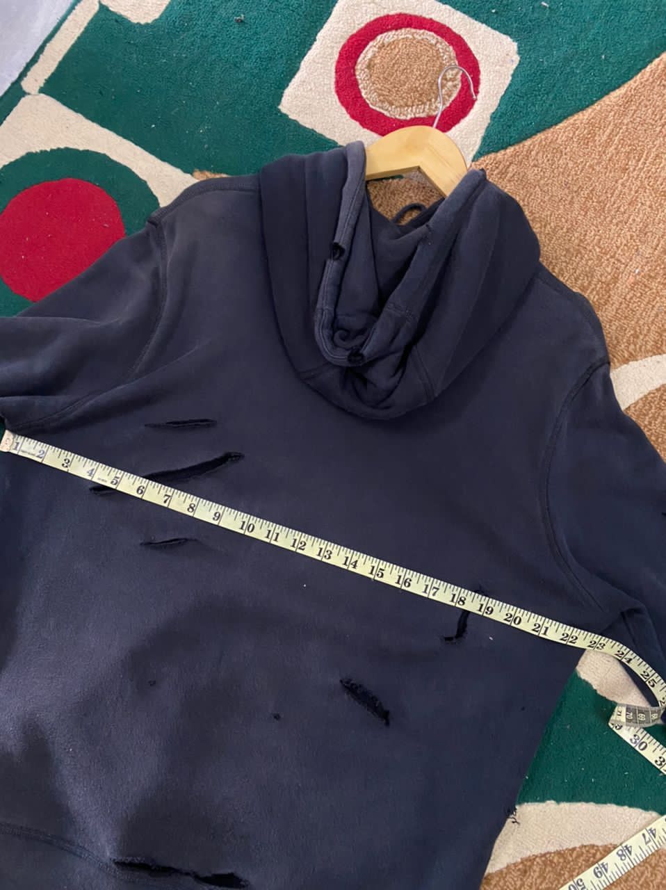 Nike × Vintage Distressed Nike Snake Skin Logo Hoodie Size US L / EU 52-54 / 3 - 10 Thumbnail