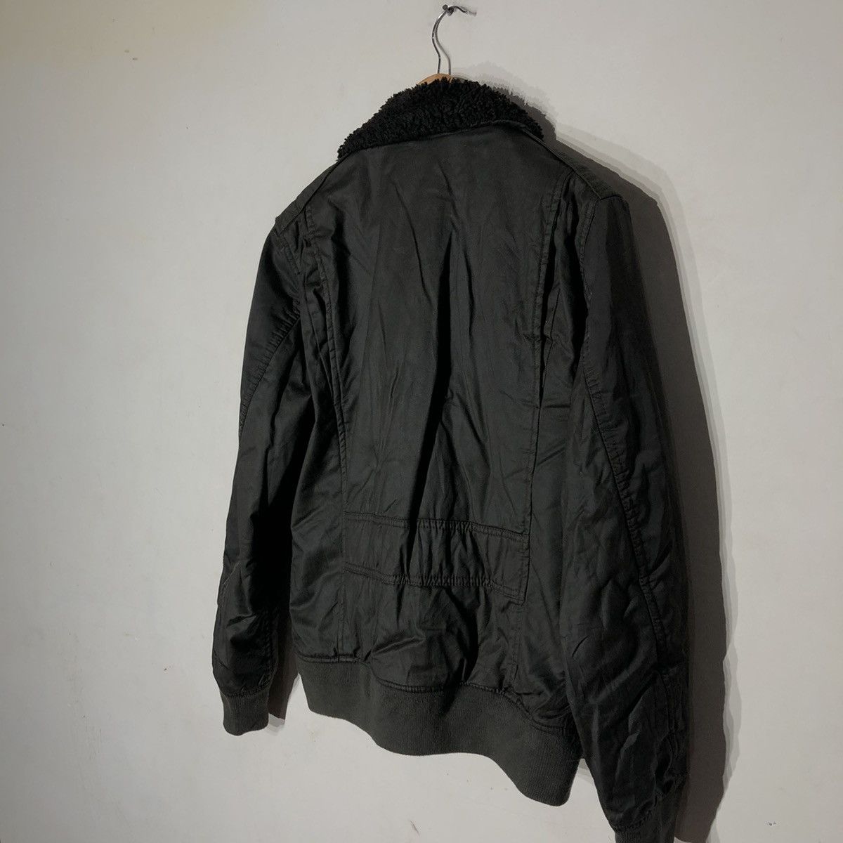 Japanese Brand DOUBLE BREAST QUALITY GARMENT TYPE: 20-09 UNIQLO MILITARY Size US M / EU 48-50 / 2 - 8 Thumbnail