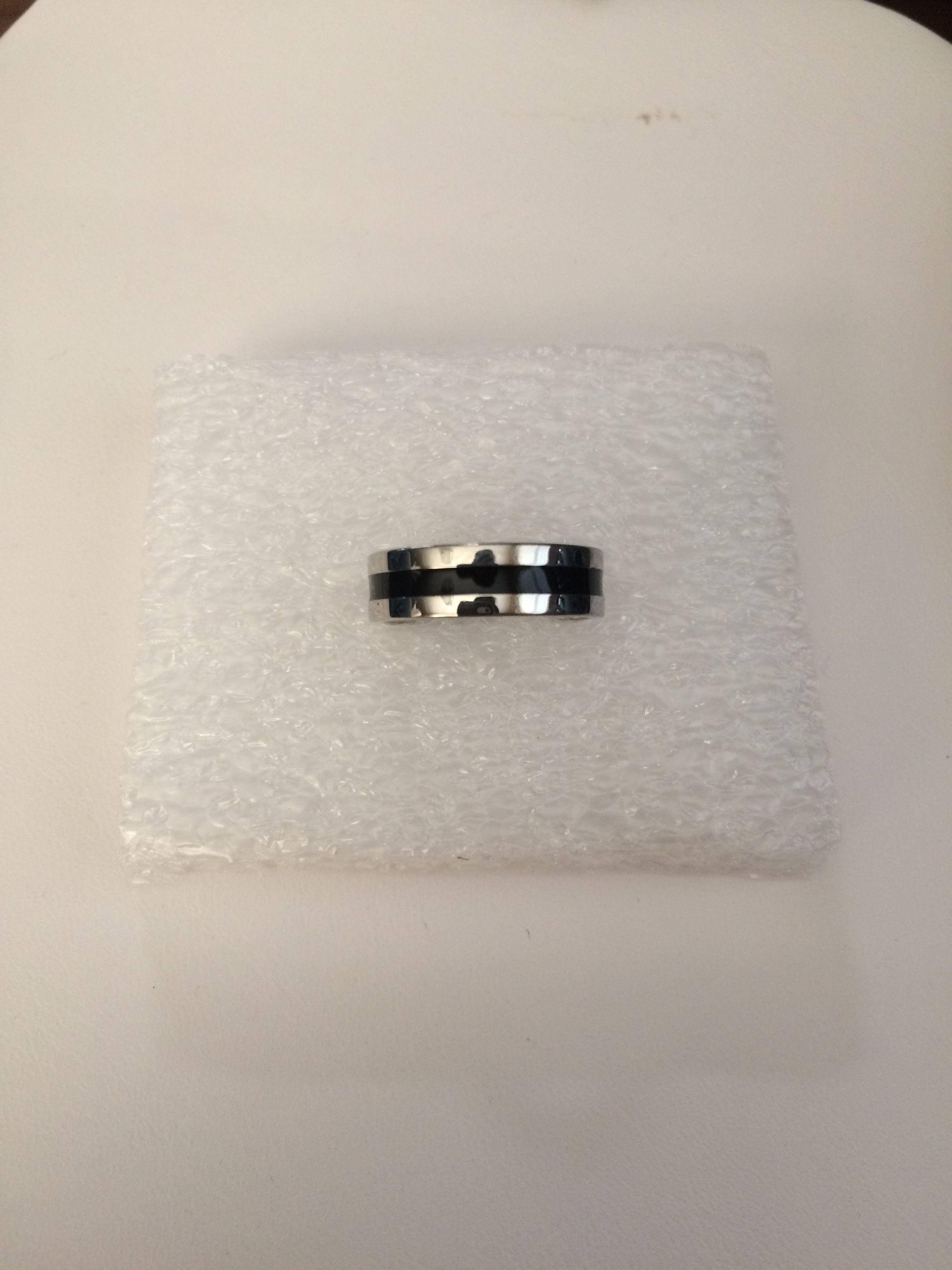 Jewelry x Vintage Black Line Stainless Steel Ring - Size 9 in Silver, Men's