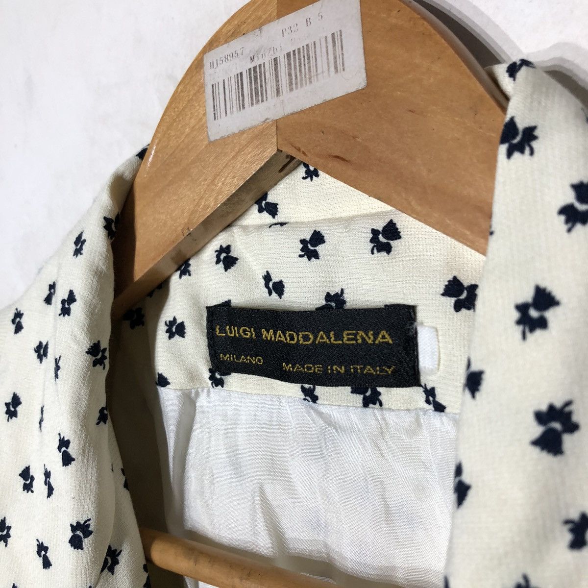 Designer LUIGI MADDALENA OVERPRINT FLOWER DOT Size US M / EU 48-50 / 2 - 8 Thumbnail