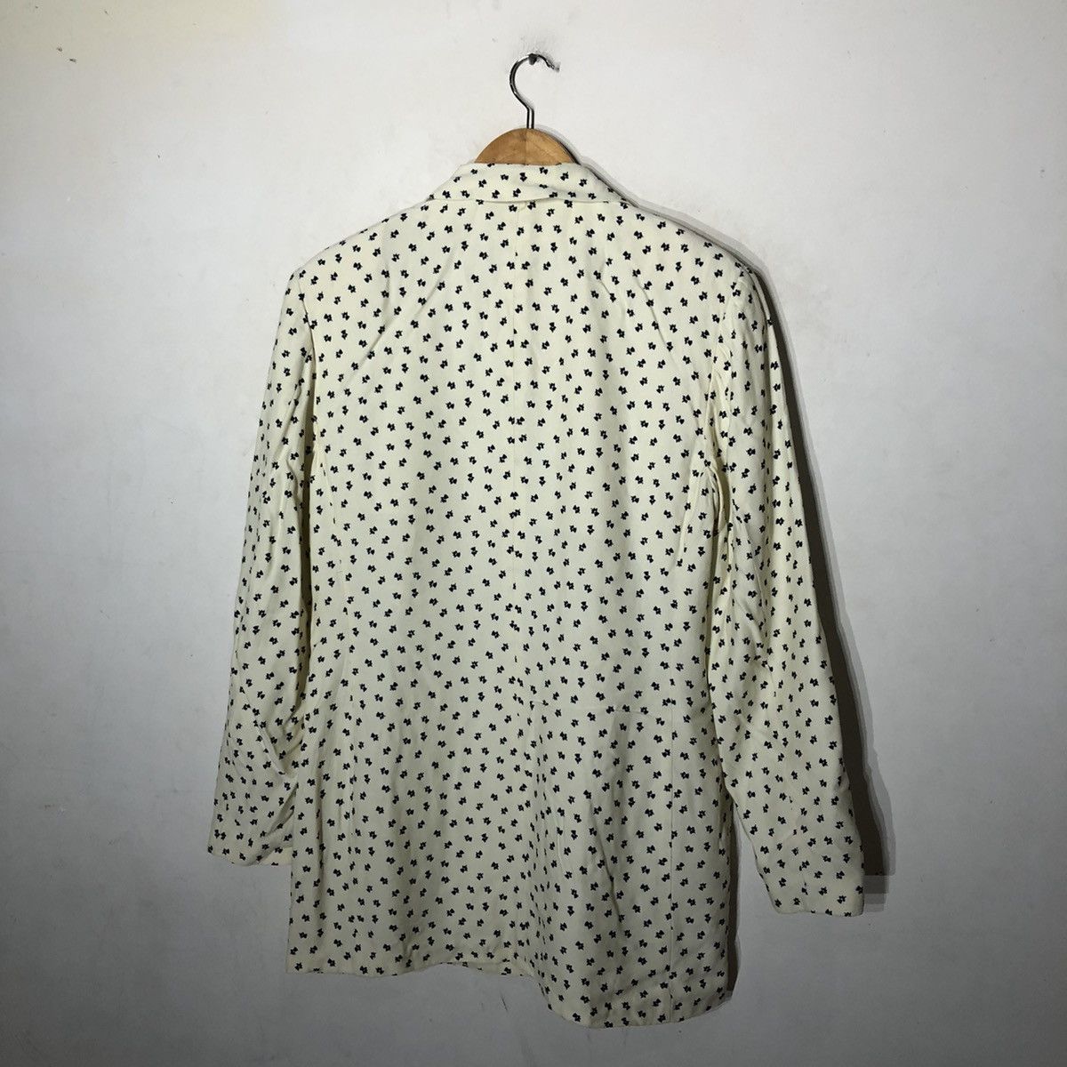Designer LUIGI MADDALENA OVERPRINT FLOWER DOT Size US M / EU 48-50 / 2 - 7 Thumbnail
