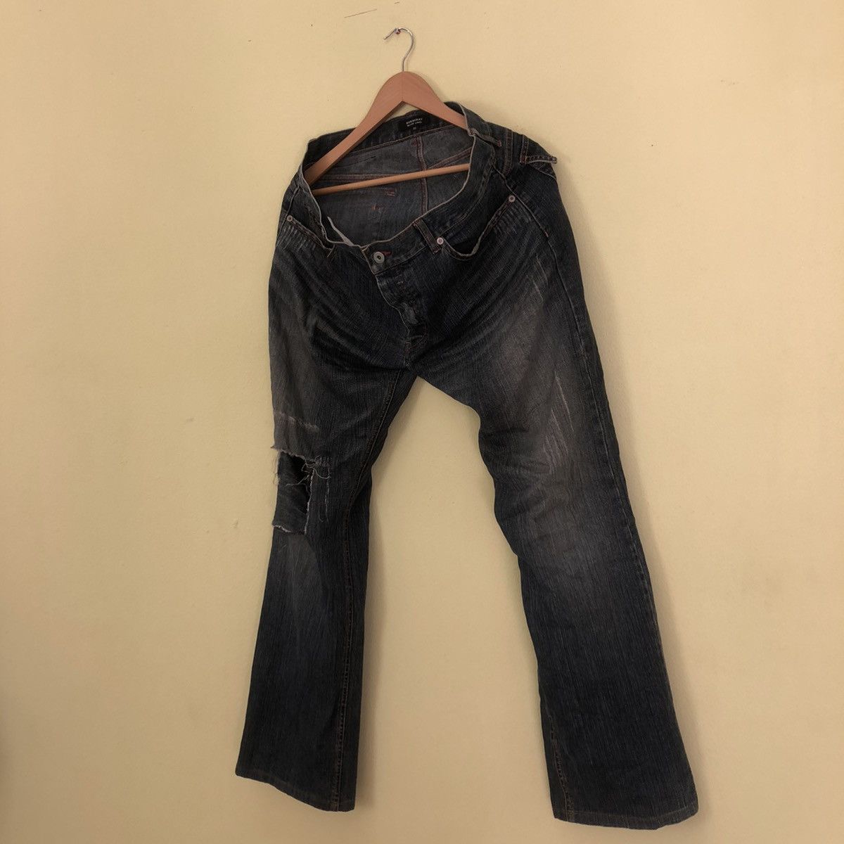 Distressed Burberry Black Label Nova Check Design Pocket