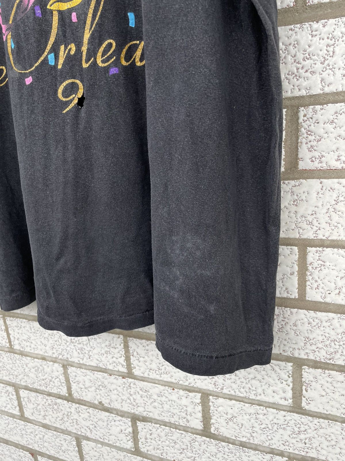 Band Tees × Vintage Vintage 1995 Mardi Gras Masquerade Graphic Single Stitch Size US XL / EU 56 / 4 - 11 Thumbnail