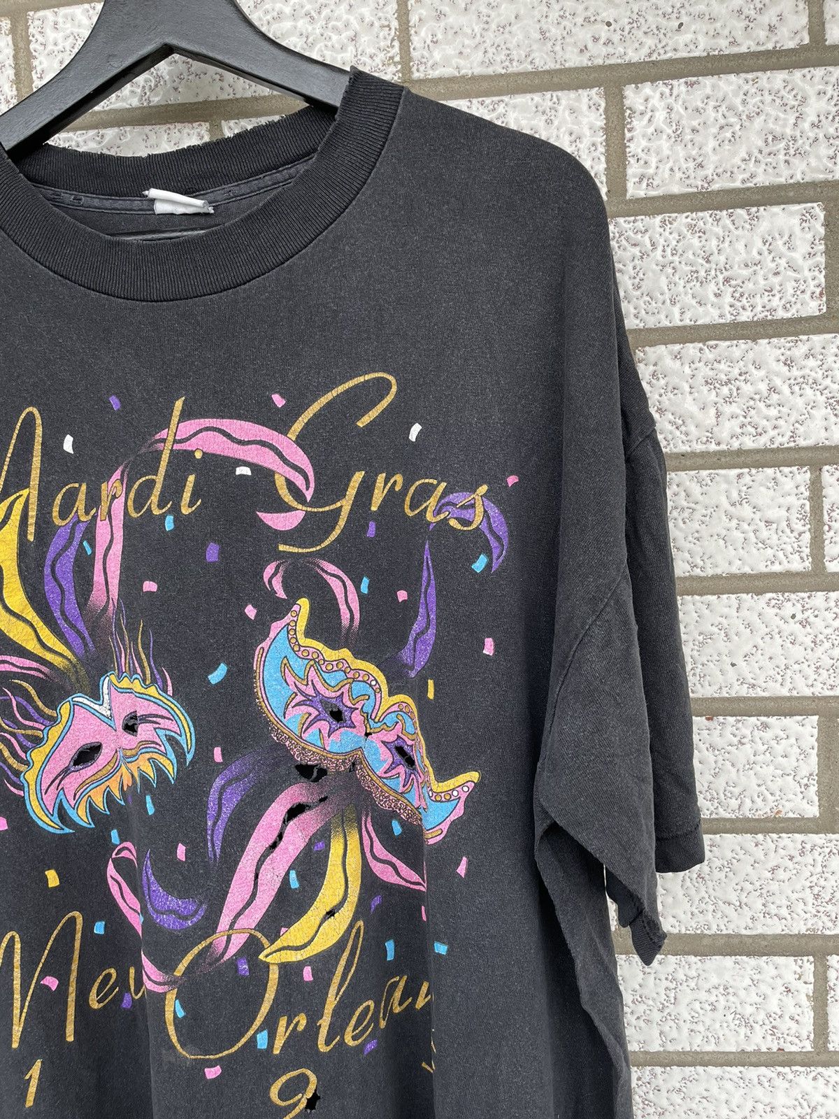 Band Tees × Vintage Vintage 1995 Mardi Gras Masquerade Graphic Single Stitch Size US XL / EU 56 / 4 - 3 Thumbnail