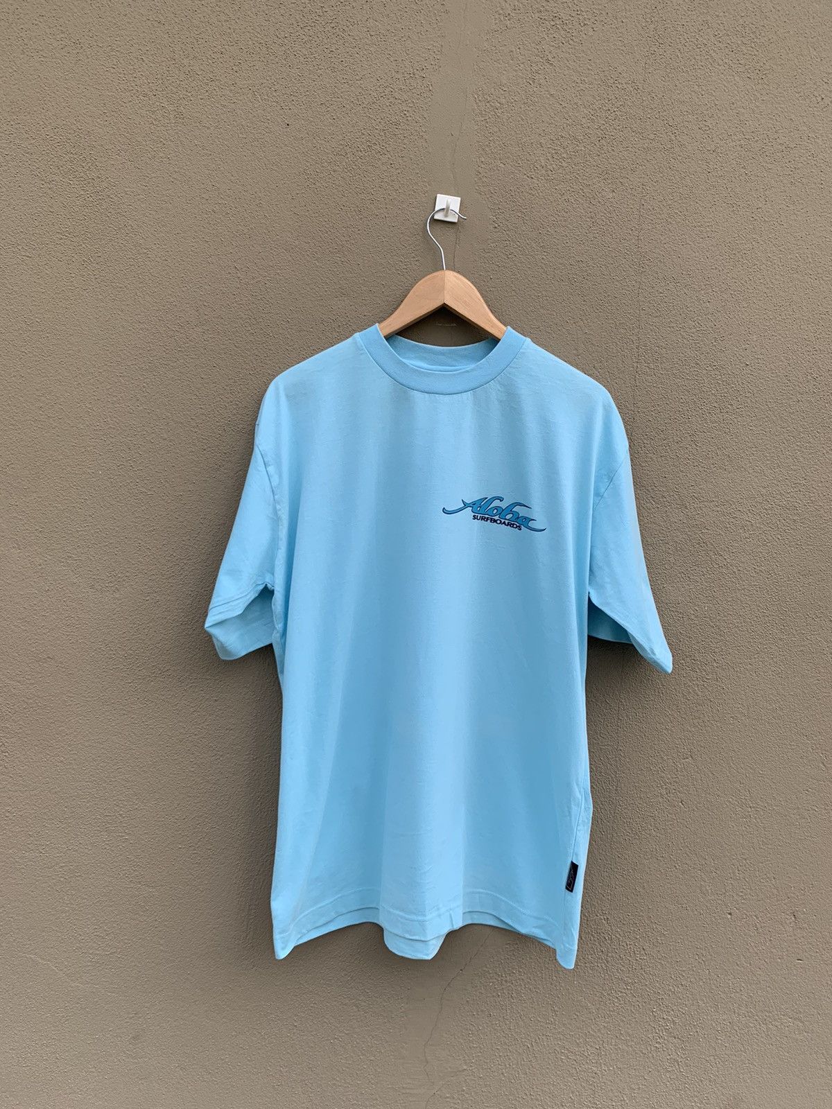 Man Made In Australia Vintage Y2K Australia naked Girl Aloha Surfboard Brand Tee Size US XL / EU 56 / 4 - 3 Thumbnail
