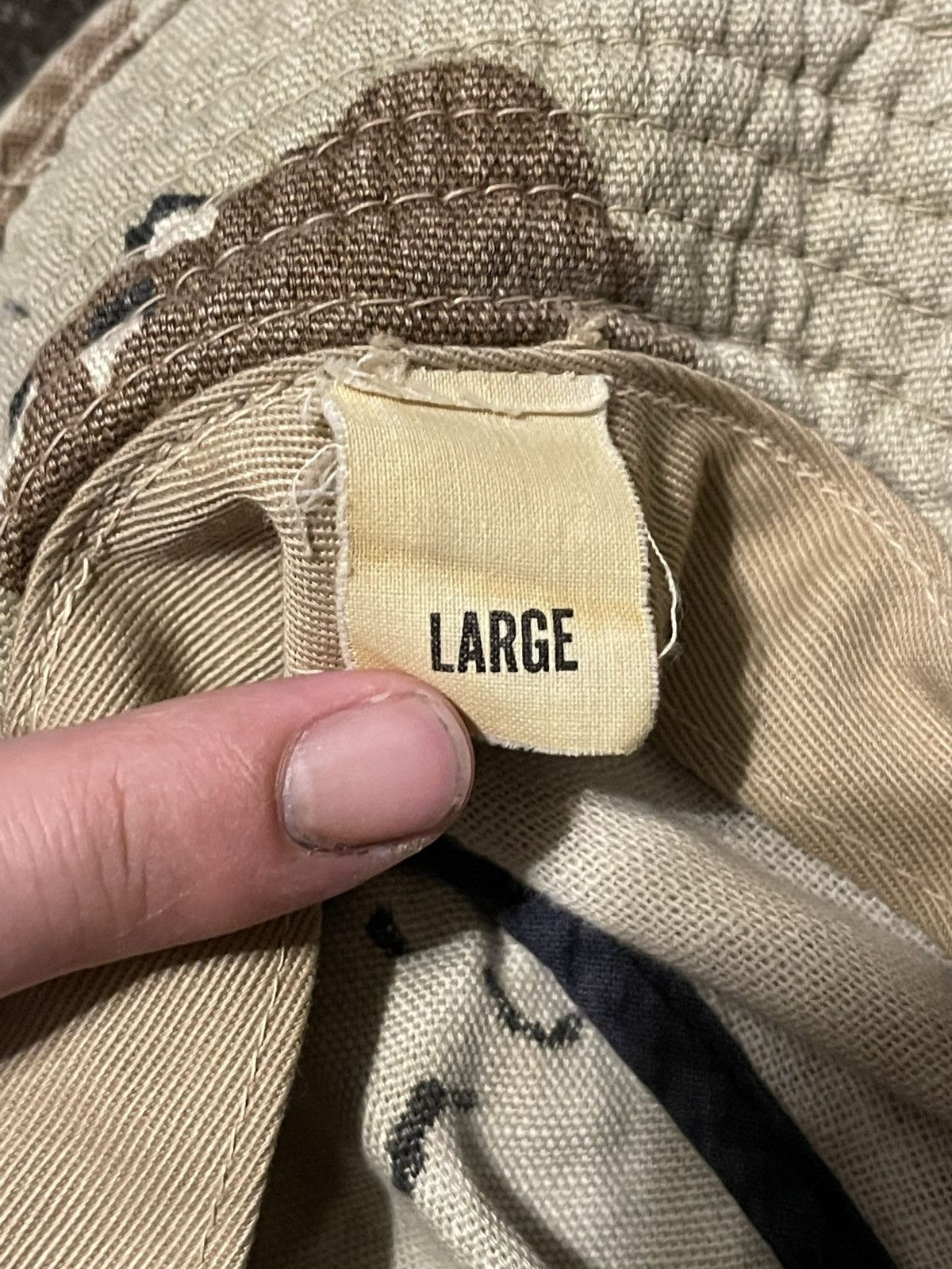 Japanese Brand Vintage Desert Camo Bucket Hat Size ONE SIZE - 3 Thumbnail