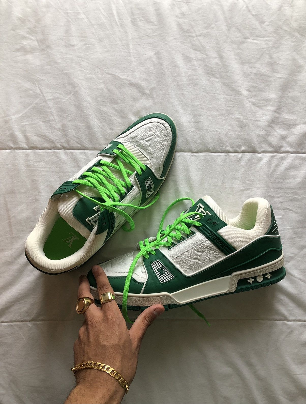 Louis Vuitton Louis Vuitton Green/White LV Trainers Size US 12 / EU 45 - 10 Thumbnail
