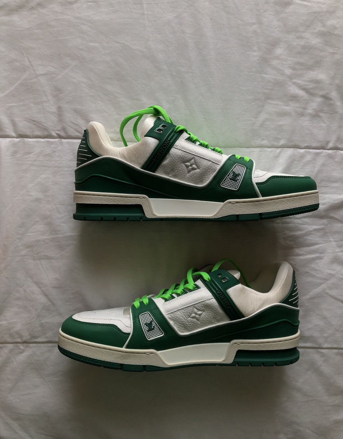 Louis Vuitton Louis Vuitton Green/White LV Trainers Size US 12 / EU 45 - 14 Thumbnail