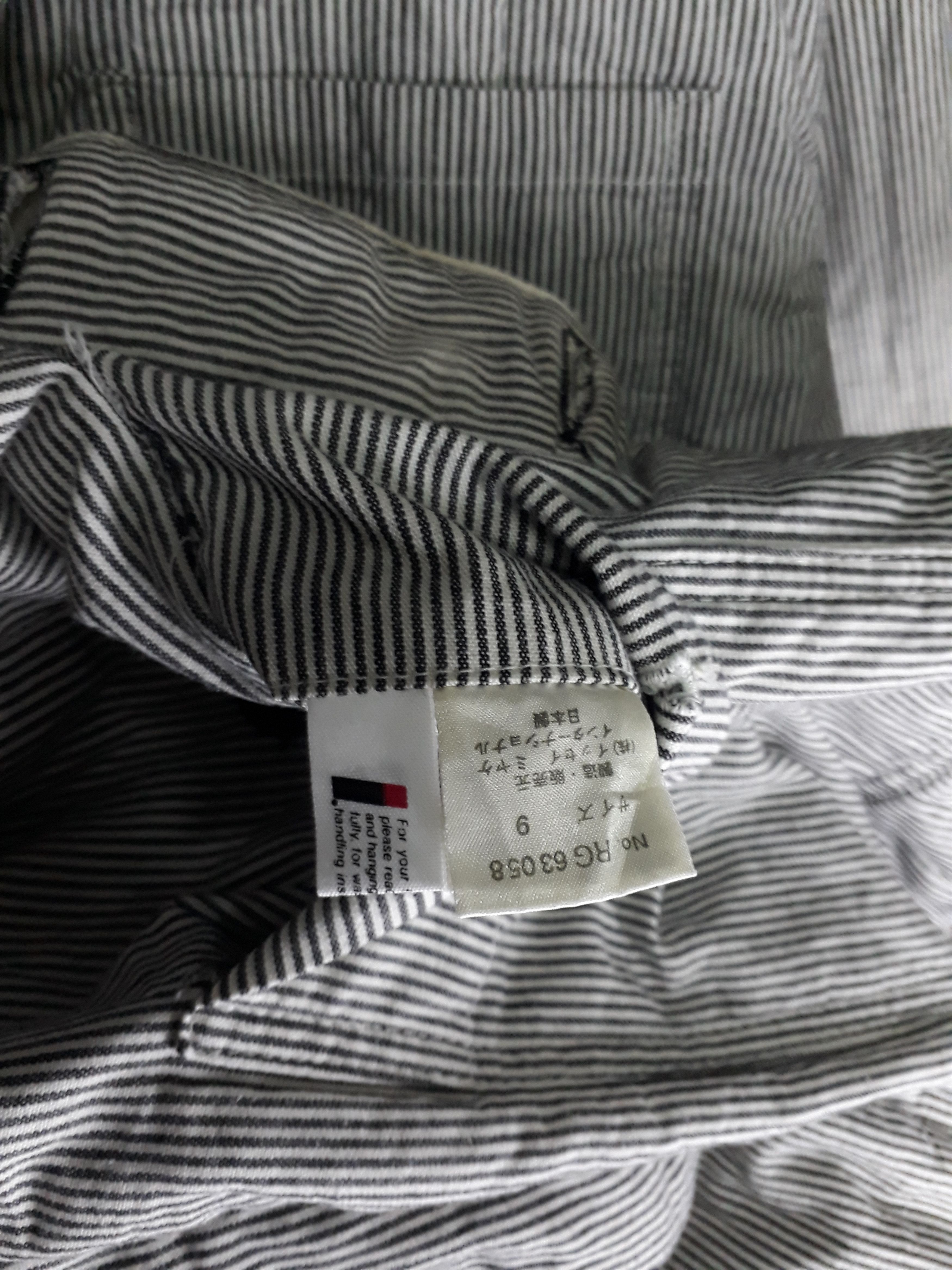 Issey Miyake Issey Miyake SpellOut Split Logo Size US L / EU 52-54 / 3 - 9 Thumbnail