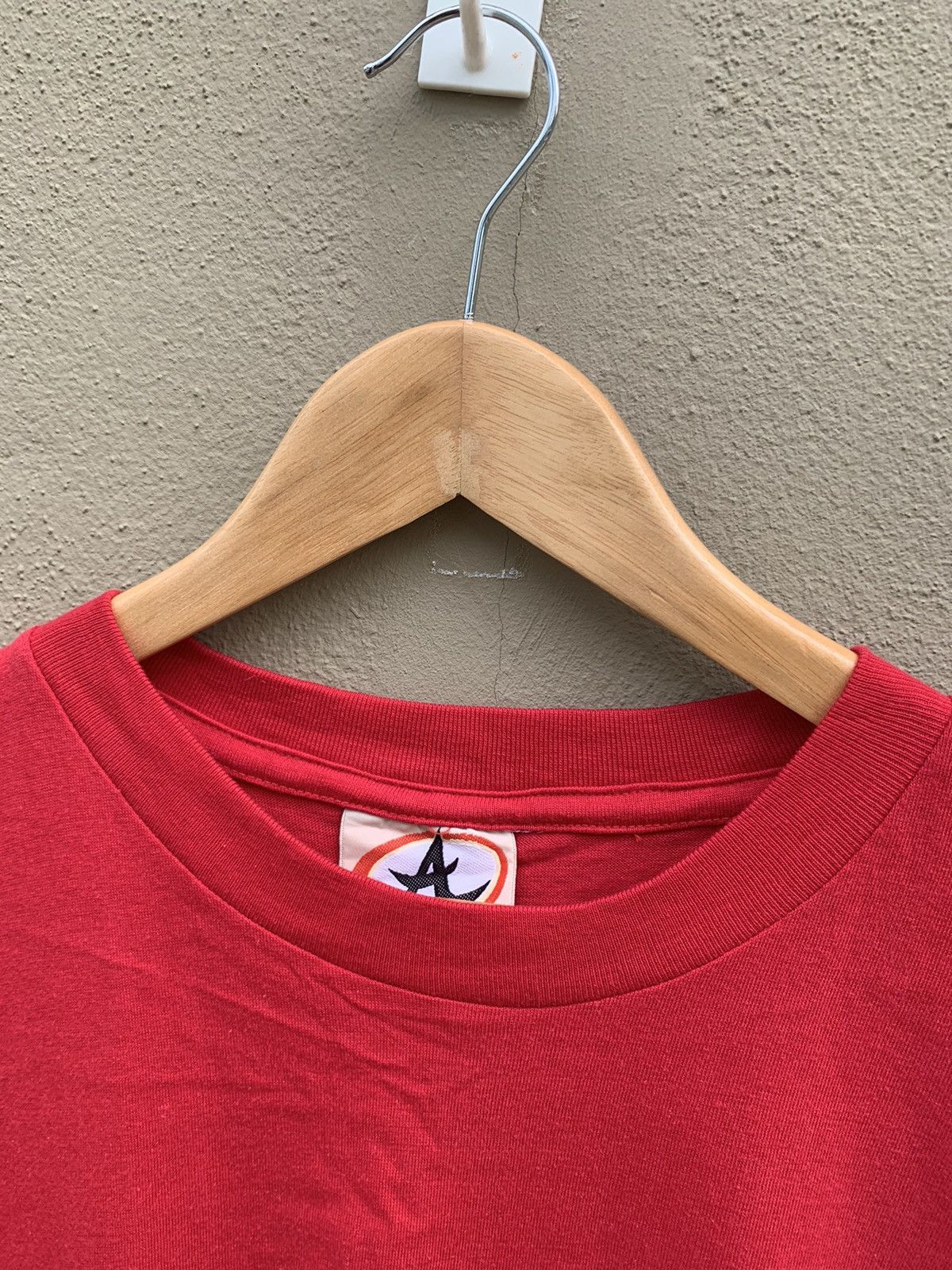 Man Made In Australia Vintage Y2K Australia Aloha Surfboard Brand Tee Flora design Size US XL / EU 56 / 4 - 5 Thumbnail