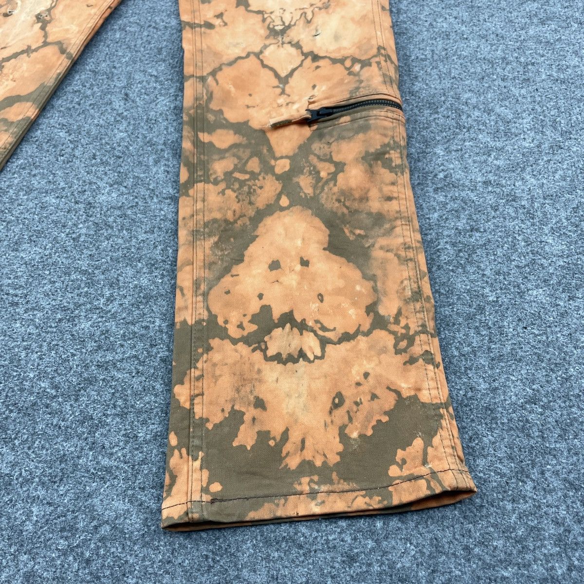 Blue Blue Japan × Japanese Brand × Vintage Vintage Blue Way Asid Wash Distressed Cargo Zip Pants Size US 30 / EU 46 - 8 Thumbnail