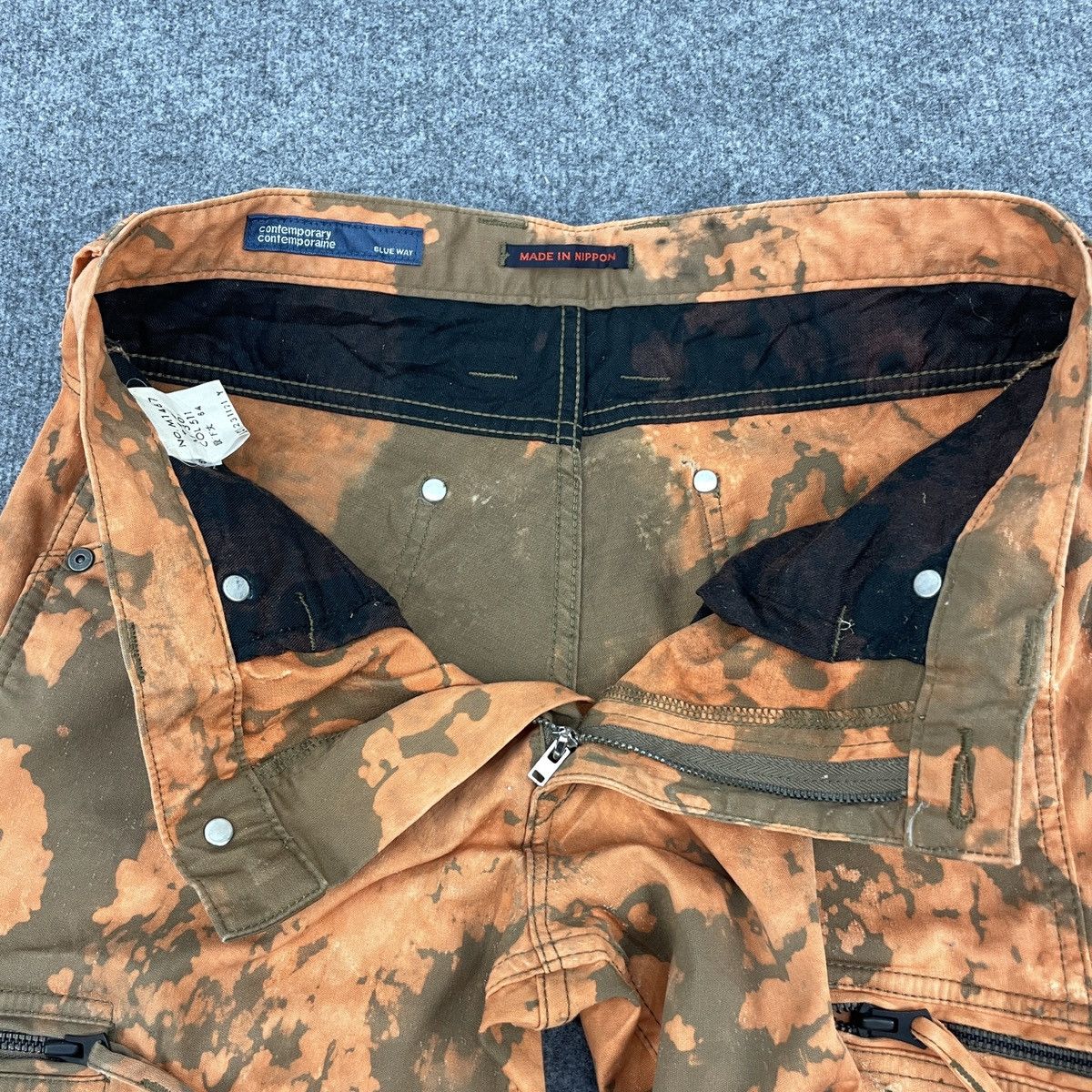 Blue Blue Japan × Japanese Brand × Vintage Vintage Blue Way Asid Wash Distressed Cargo Zip Pants Size US 30 / EU 46 - 6 Thumbnail