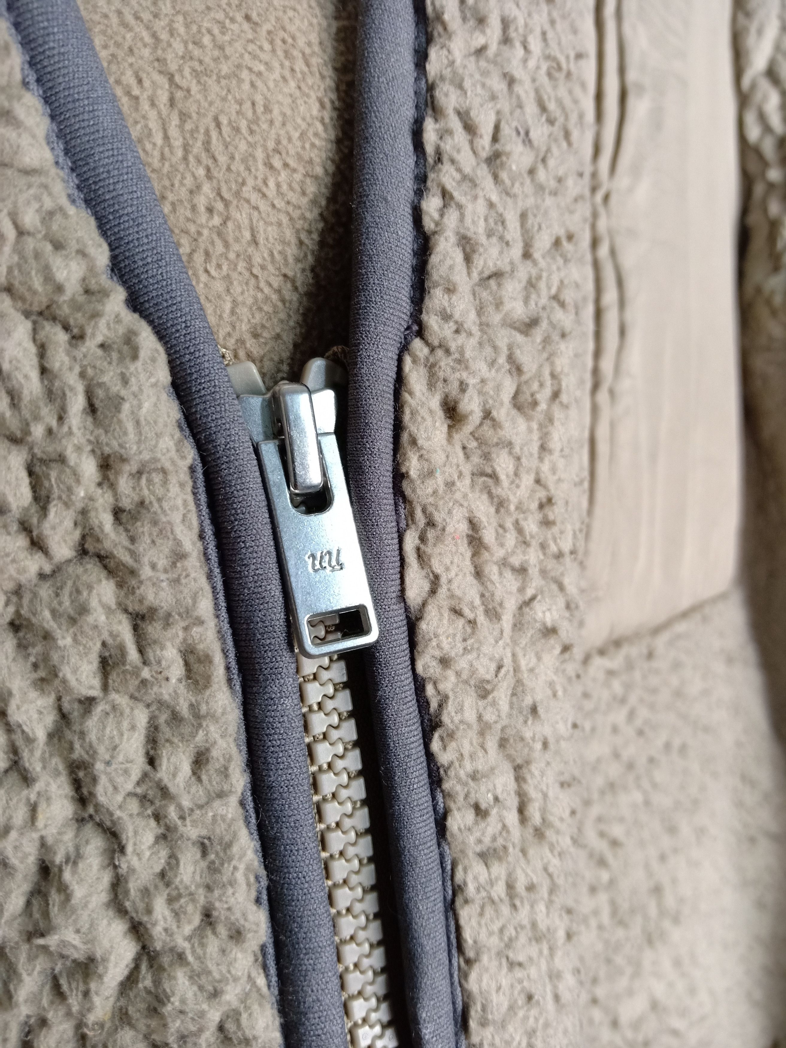Japanese Brand × Undercover × Uniqlo Uniqlo Undercover Sherpa Cardigan Size US M / EU 48-50 / 2 - 9 Thumbnail