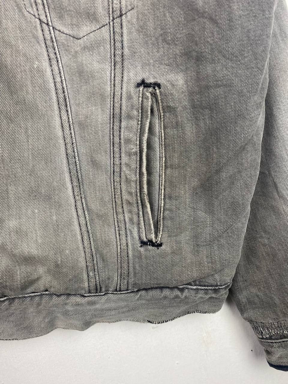 Levi's Vintage Levis Sherpa Jacket Disstressed Made In Usa Size US L / EU 52-54 / 3 - 5 Thumbnail