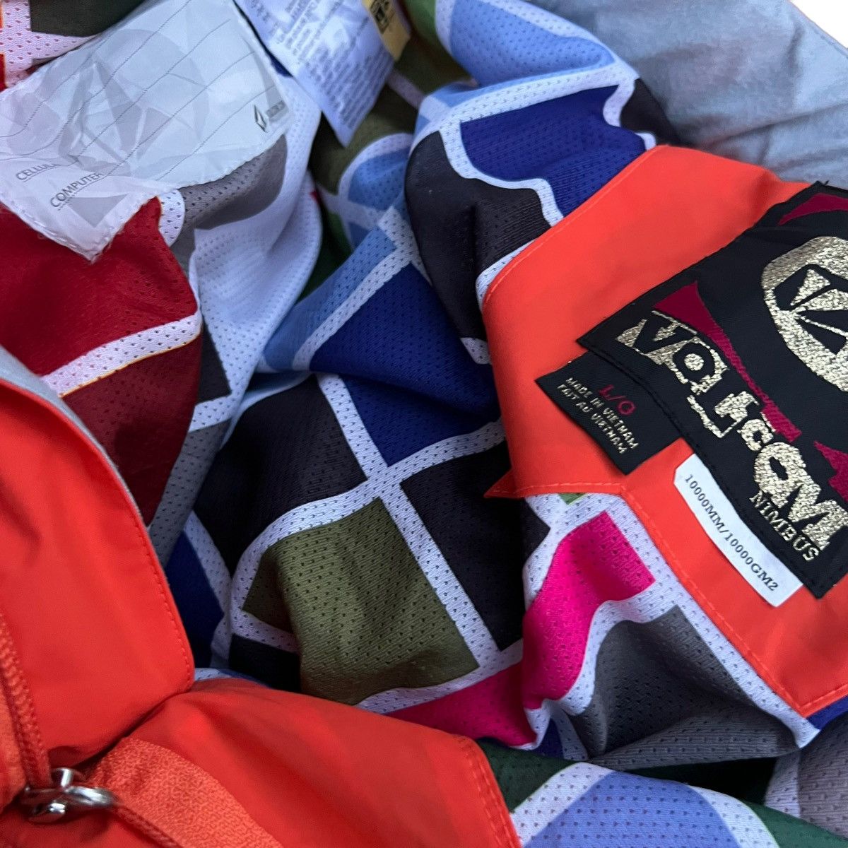 Japanese Brand VINTAGE VOLCOM SKI PANTS OVERALL RARE COLOUR BONDAGE DESIGN Size US 38 / EU 54 - 16 Thumbnail