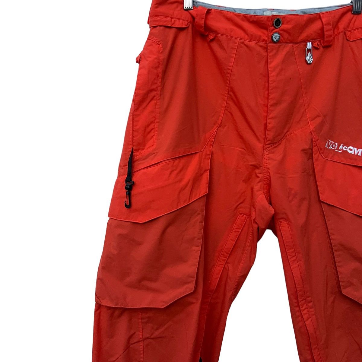 Japanese Brand VINTAGE VOLCOM SKI PANTS OVERALL RARE COLOUR BONDAGE DESIGN Size US 38 / EU 54 - 7 Thumbnail