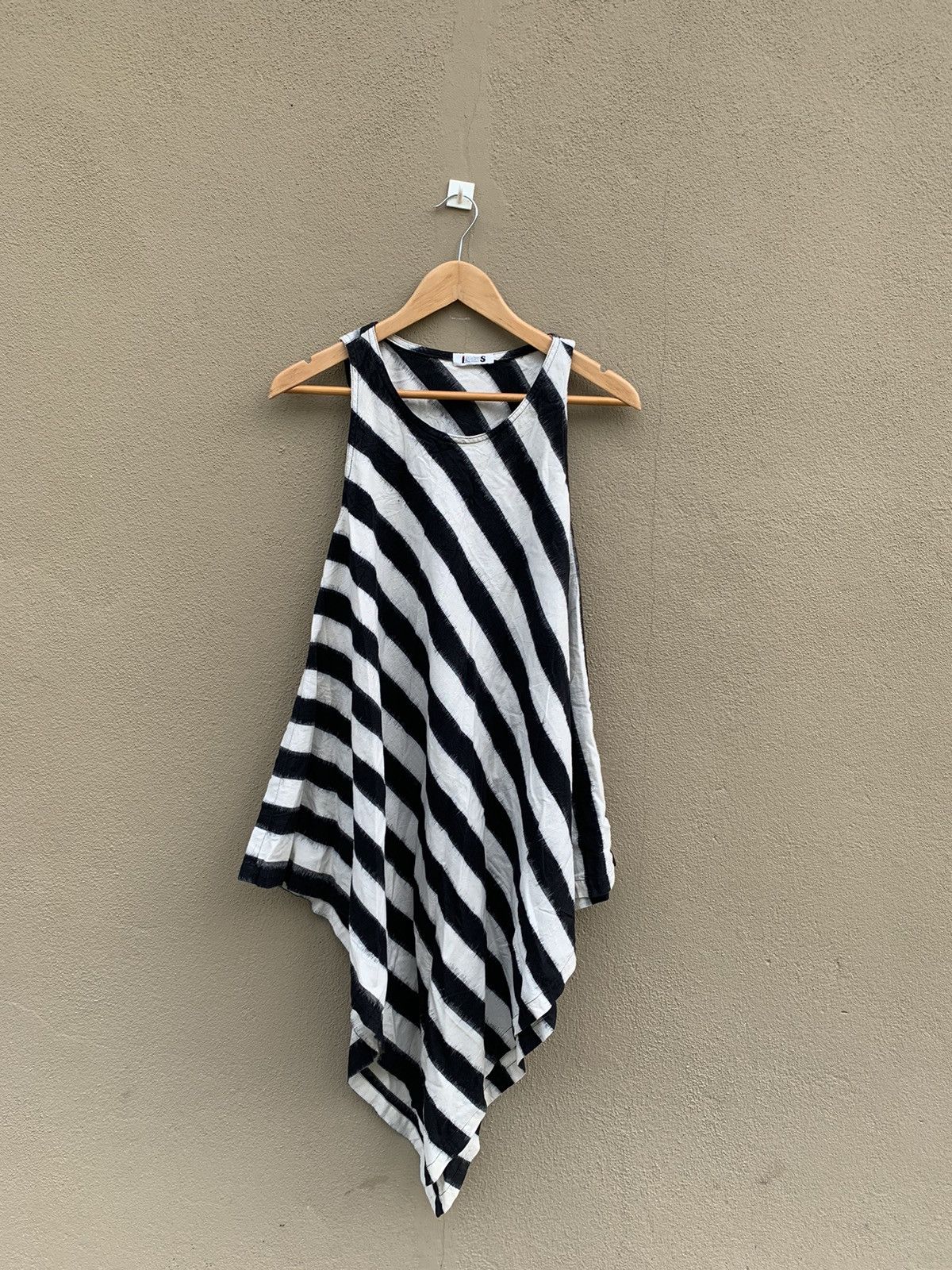 Issey Miyake RARE IS Issey Miyake Striped Sleveless Long Tunic Top Shirt Size L / US 10 / IT 46 - 1 Thumbnail