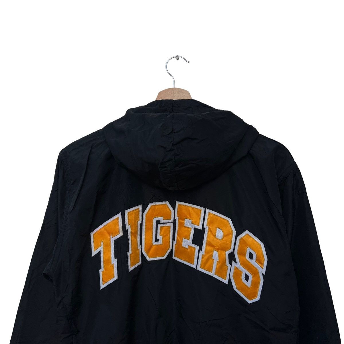 Vintage VINTAGE RUSSELL ATHLETIC TIGERS BIG LOGO MADE IN USA Size US XXS / EU 40 - 7 Thumbnail