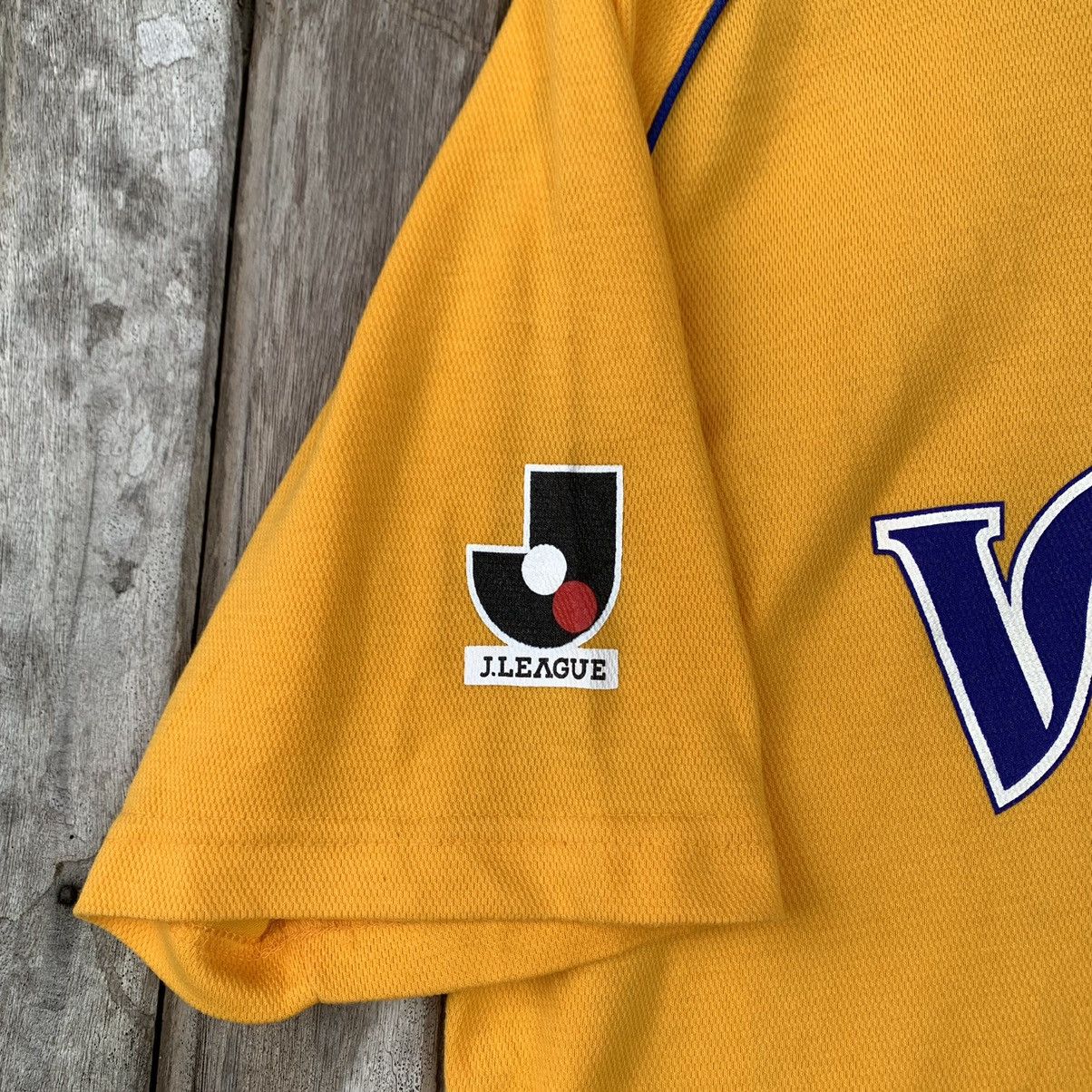 Other J League Vegalta Sendai Jersey Size US M / EU 48-50 / 2 - 3 Thumbnail