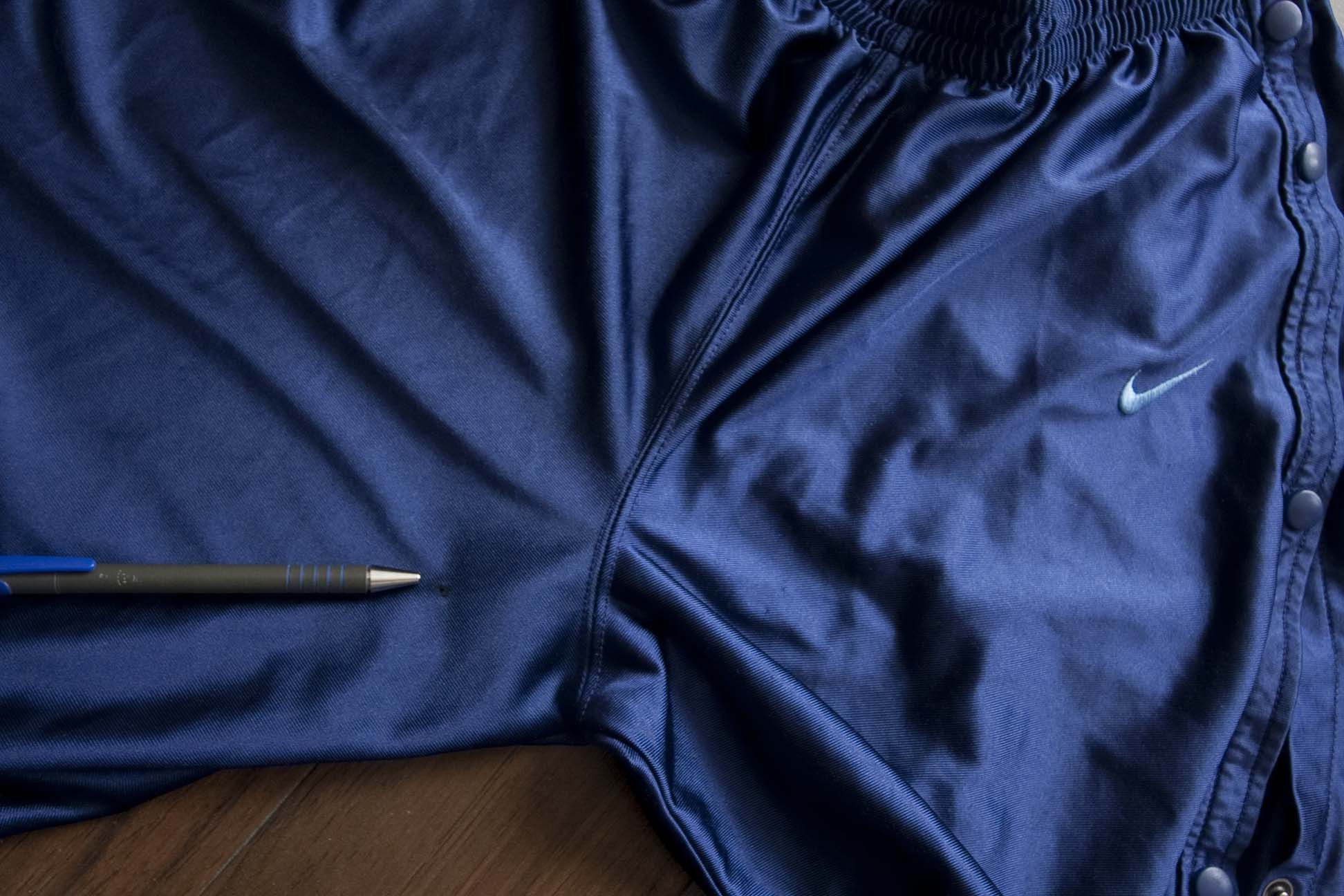 Nike Nike Track Pants Satin Snap Button Size XL / 36x29.5 Size US 36 / EU 52 - 2 Thumbnail