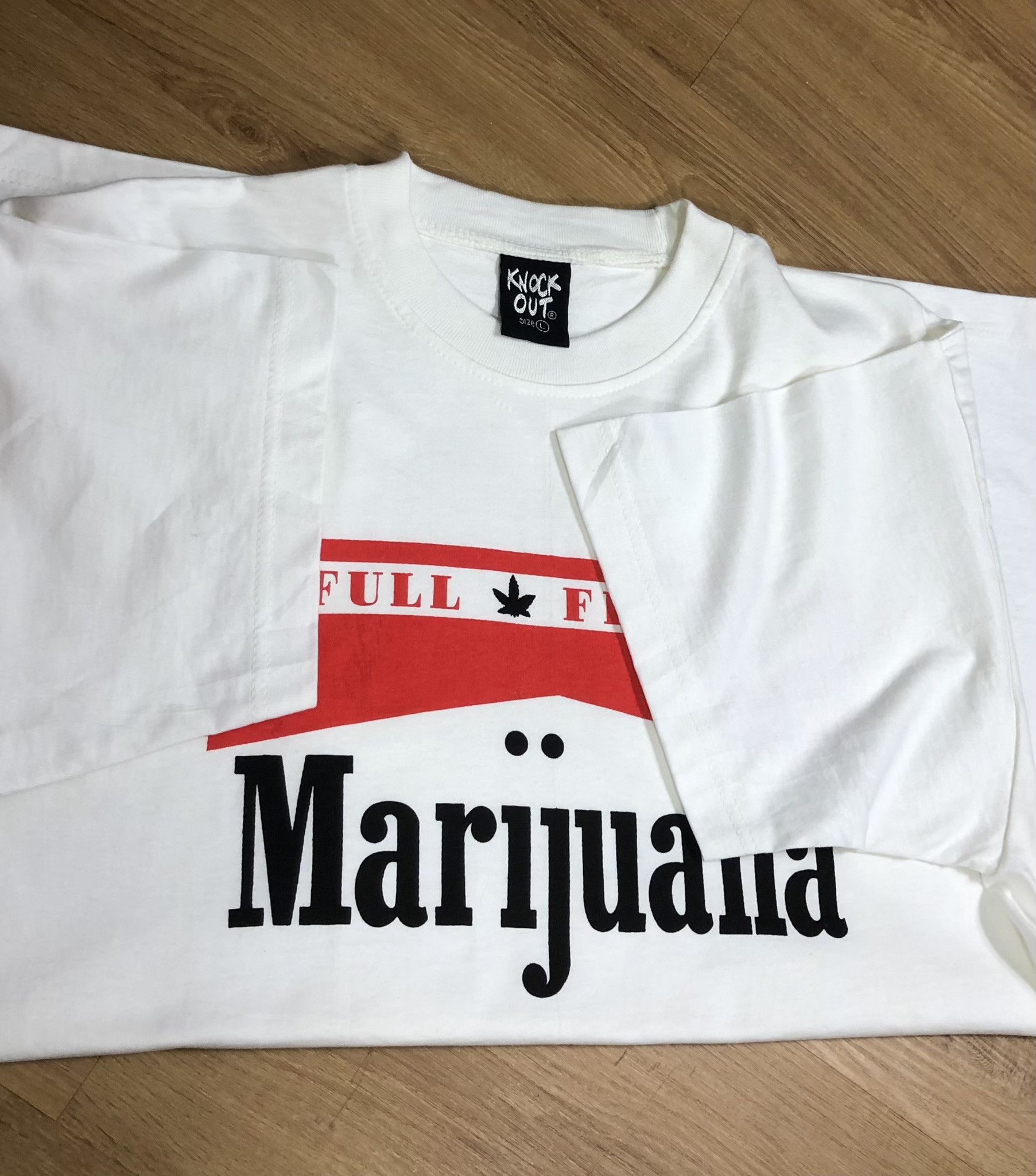 Marlboro RARE🔥KNOCK OUT MARIJUANA MARLBORO STUSSY PARODY TEE Size US L / EU 52-54 / 3 - 3 Thumbnail