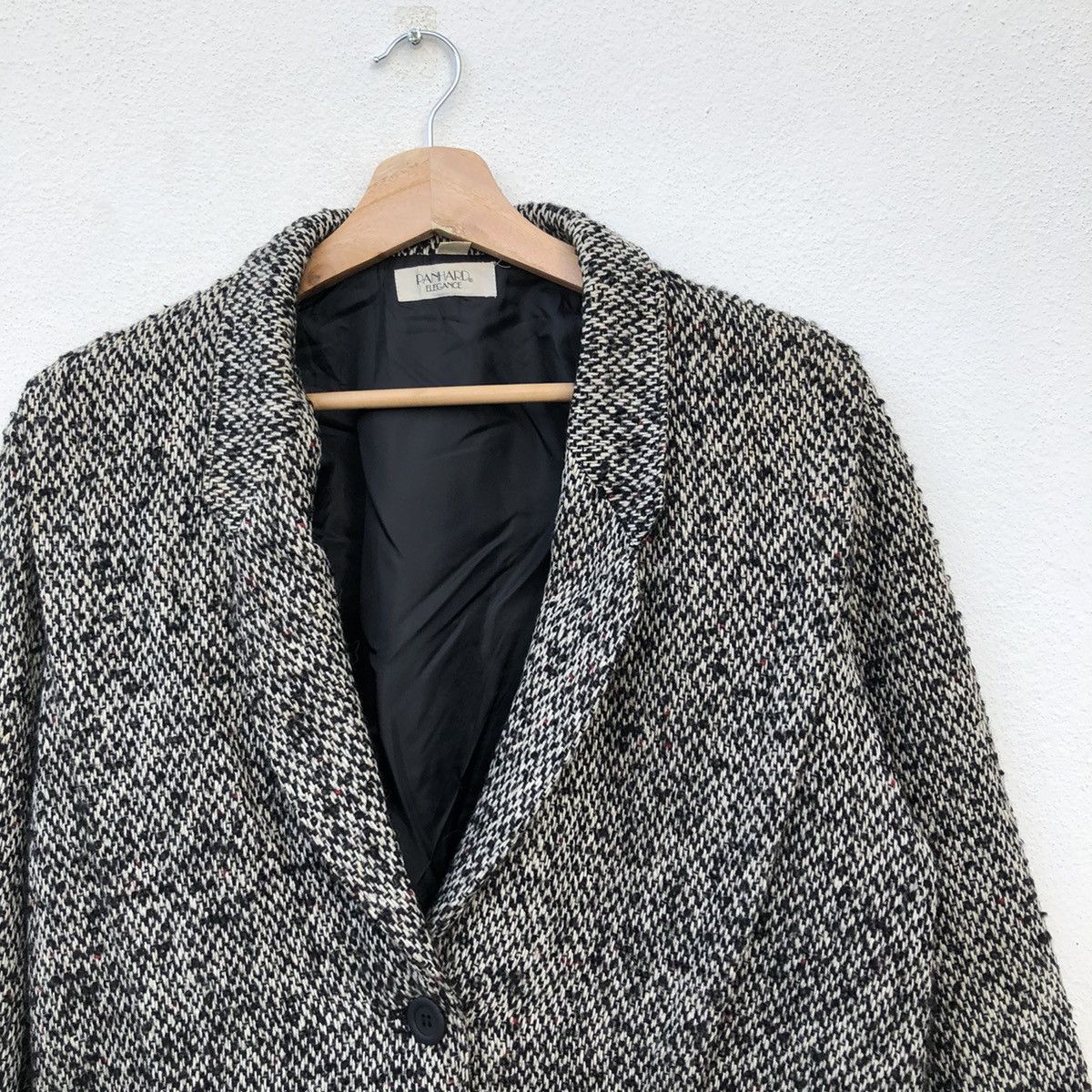 Japanese Brand ISSEY MIYAKE INSPIRED DESIGN PANHARD ELEGANCE BUTTON JACKET Size US M / EU 48-50 / 2 - 3 Thumbnail