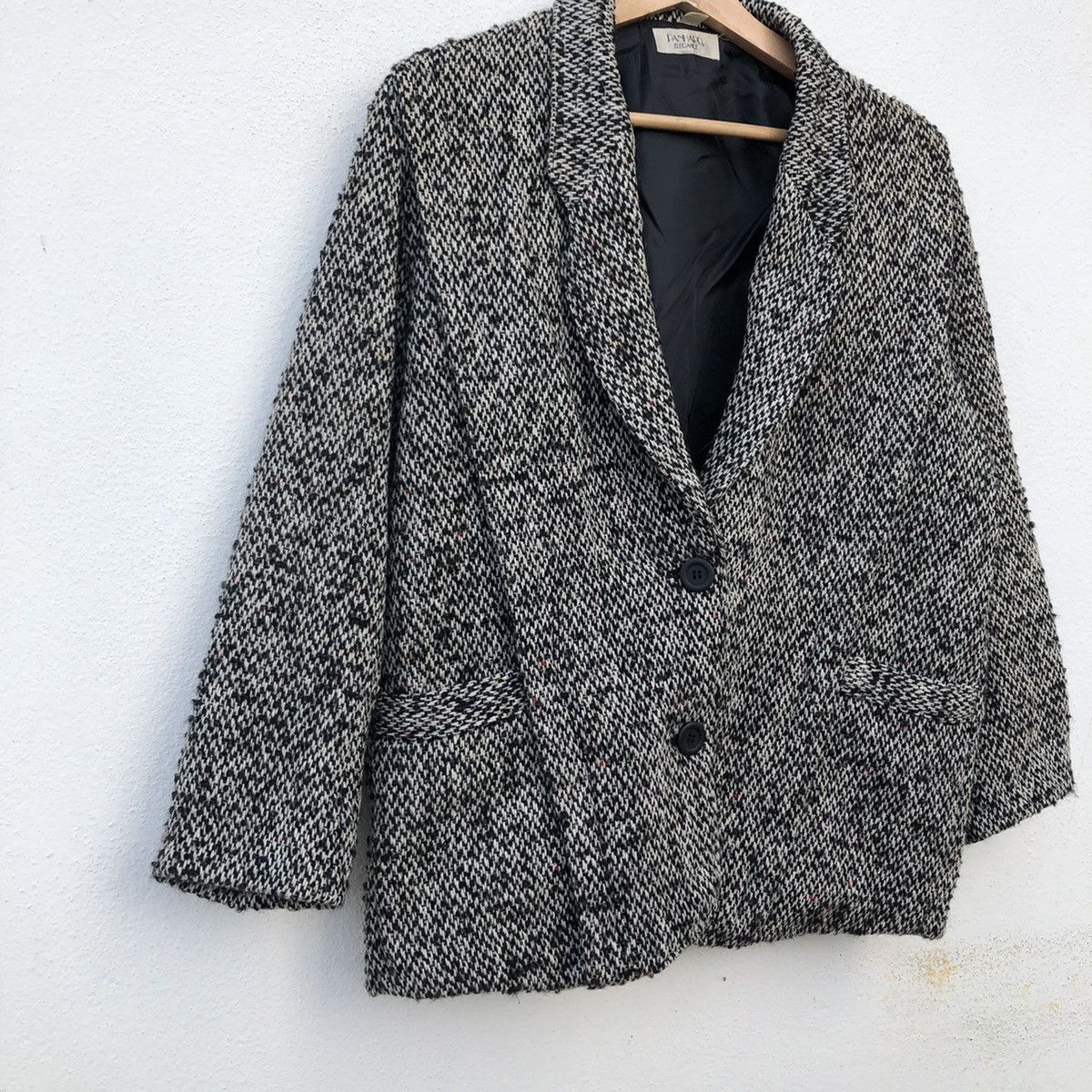 Japanese Brand ISSEY MIYAKE INSPIRED DESIGN PANHARD ELEGANCE BUTTON JACKET Size US M / EU 48-50 / 2 - 4 Thumbnail