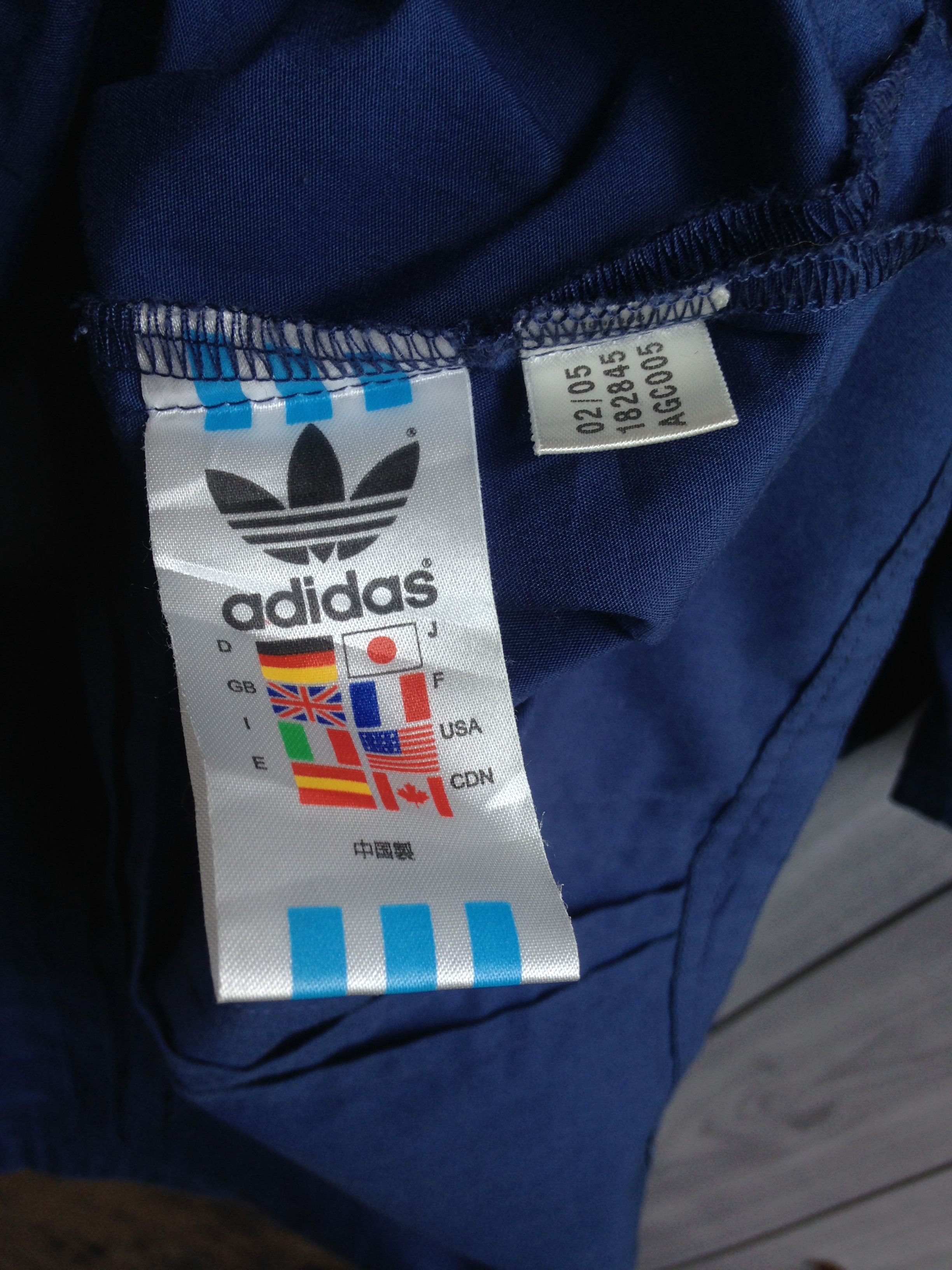 Adidas Adidas Monogram Embroidered Logo Pleat Shirt Size US S / EU 44-46 / 1 - 8 Thumbnail