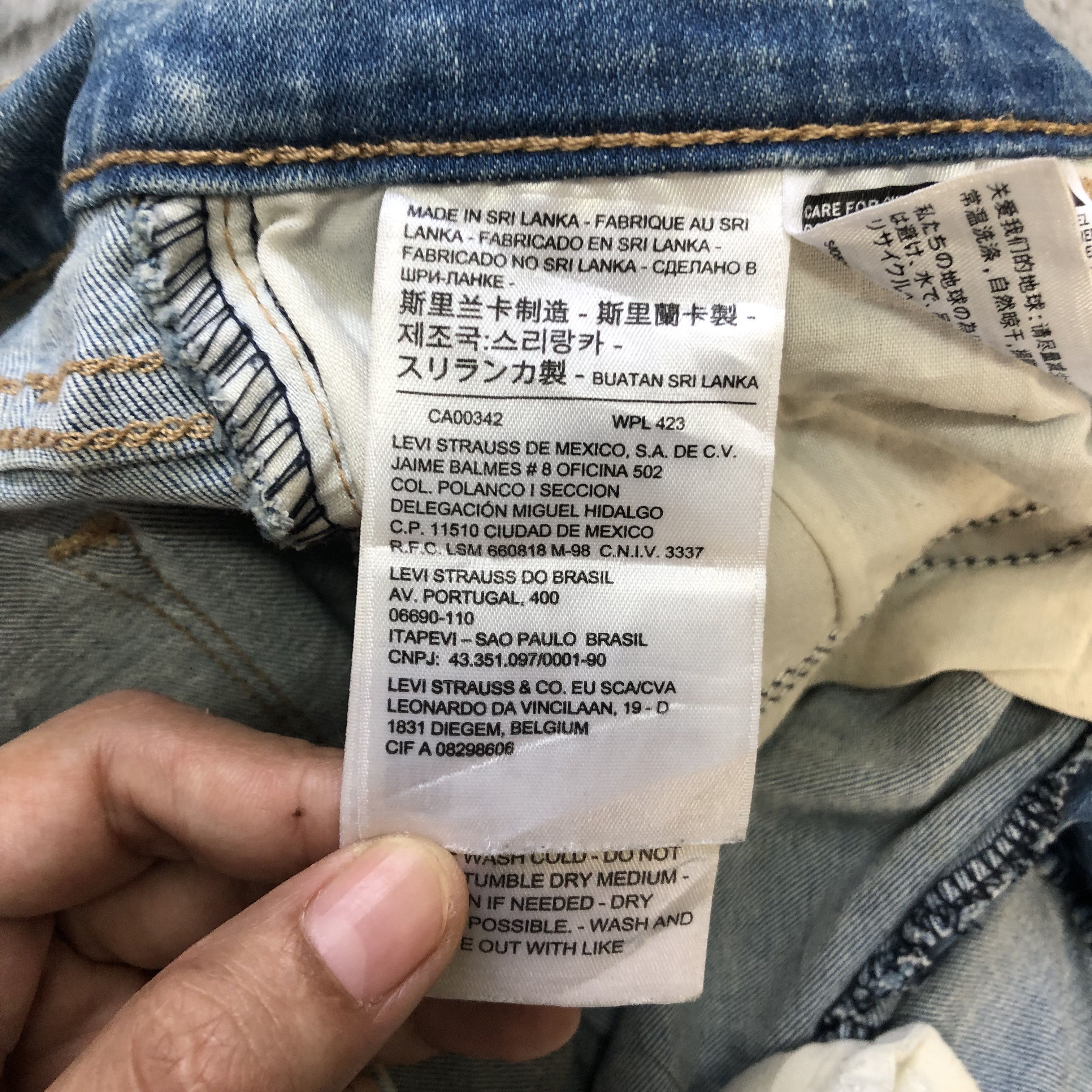 Levi's TRASHED🔥 LEVIS 710 SUPER SKINNY JEANS #7047-107 Size 26" / US 2 / IT 38 - 11 Thumbnail