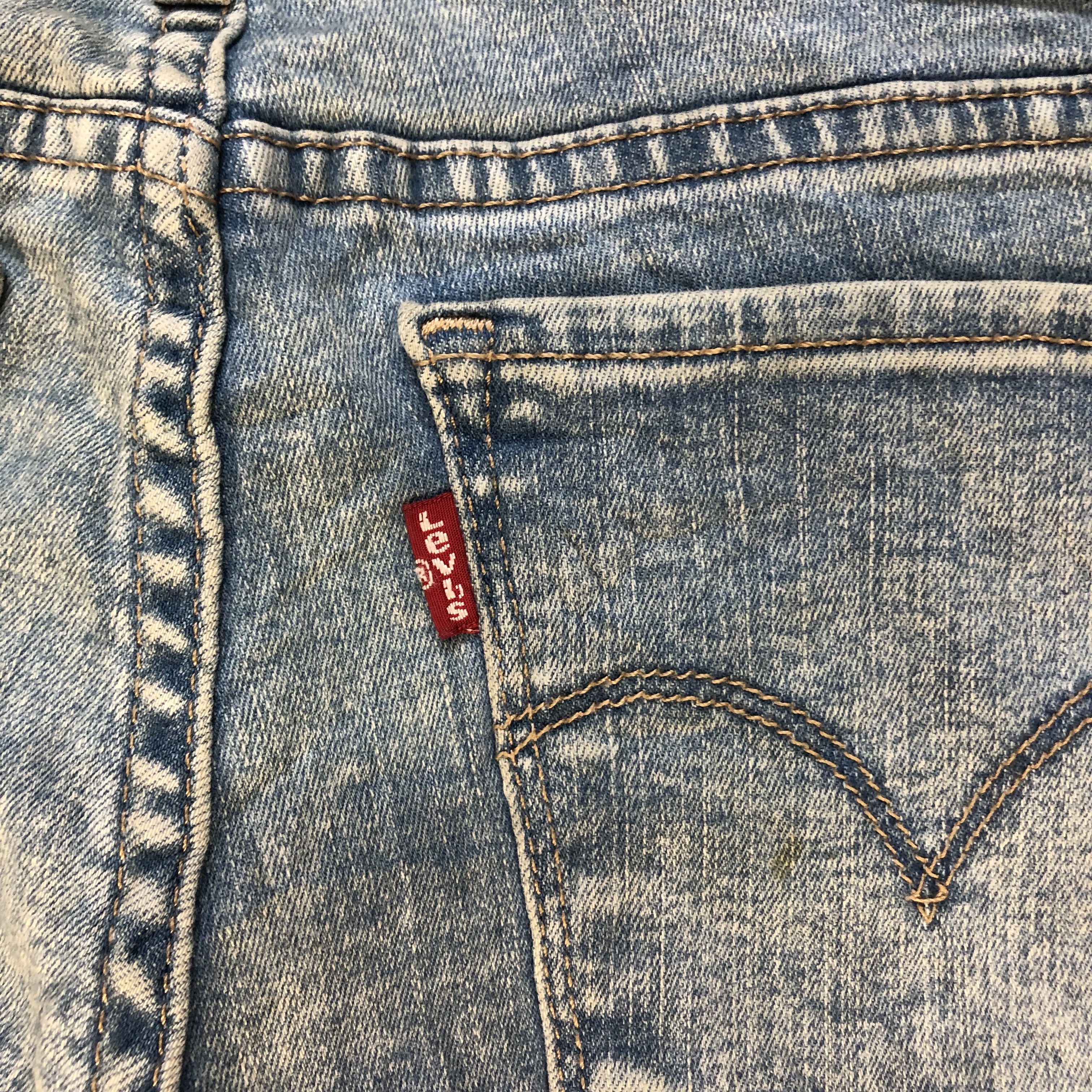 Levi's TRASHED🔥 LEVIS 710 SUPER SKINNY JEANS #7047-107 Size 26" / US 2 / IT 38 - 19 Thumbnail