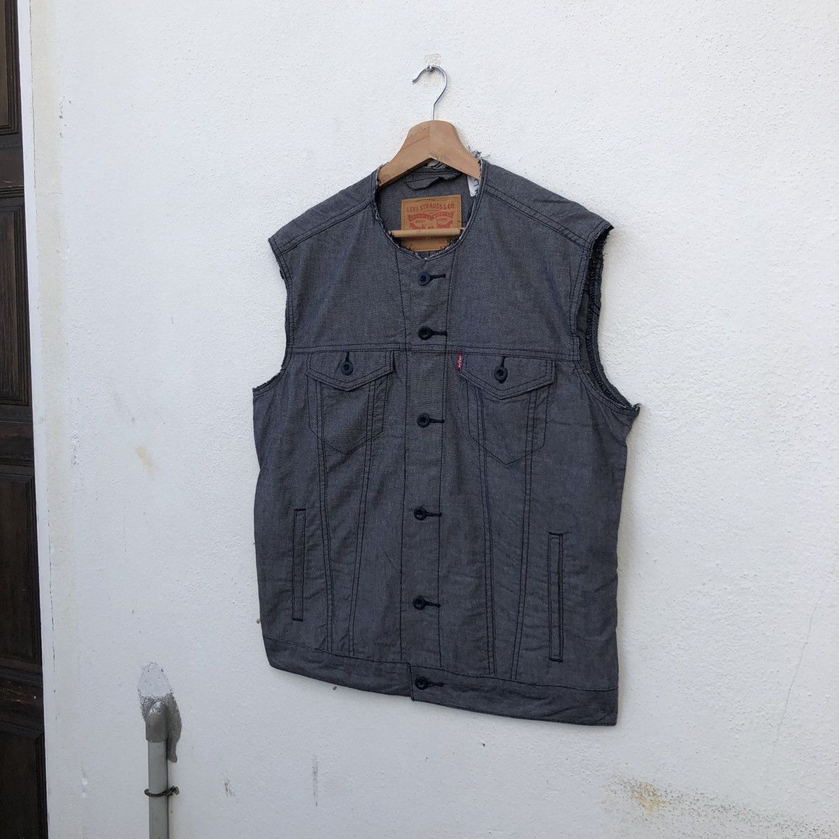 Levi's VINTAGE LEVI'S TANK TOP SLEEVELESS UTILITY MULTI POCKET Size US M / EU 48-50 / 2 - 2 Thumbnail