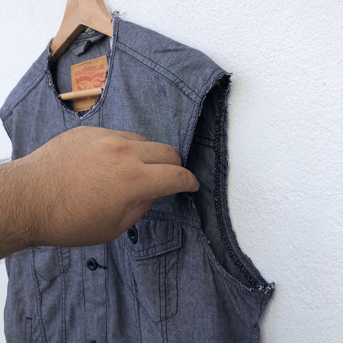 Levi's VINTAGE LEVI'S TANK TOP SLEEVELESS UTILITY MULTI POCKET Size US M / EU 48-50 / 2 - 5 Thumbnail