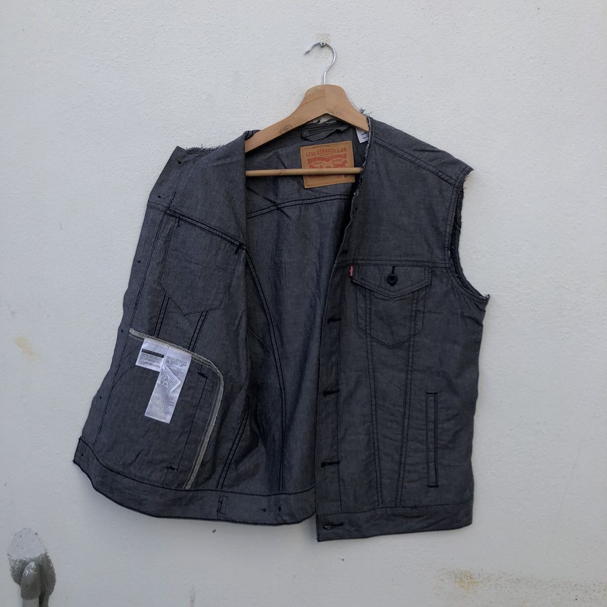 Levi's VINTAGE LEVI'S TANK TOP SLEEVELESS UTILITY MULTI POCKET Size US M / EU 48-50 / 2 - 11 Thumbnail