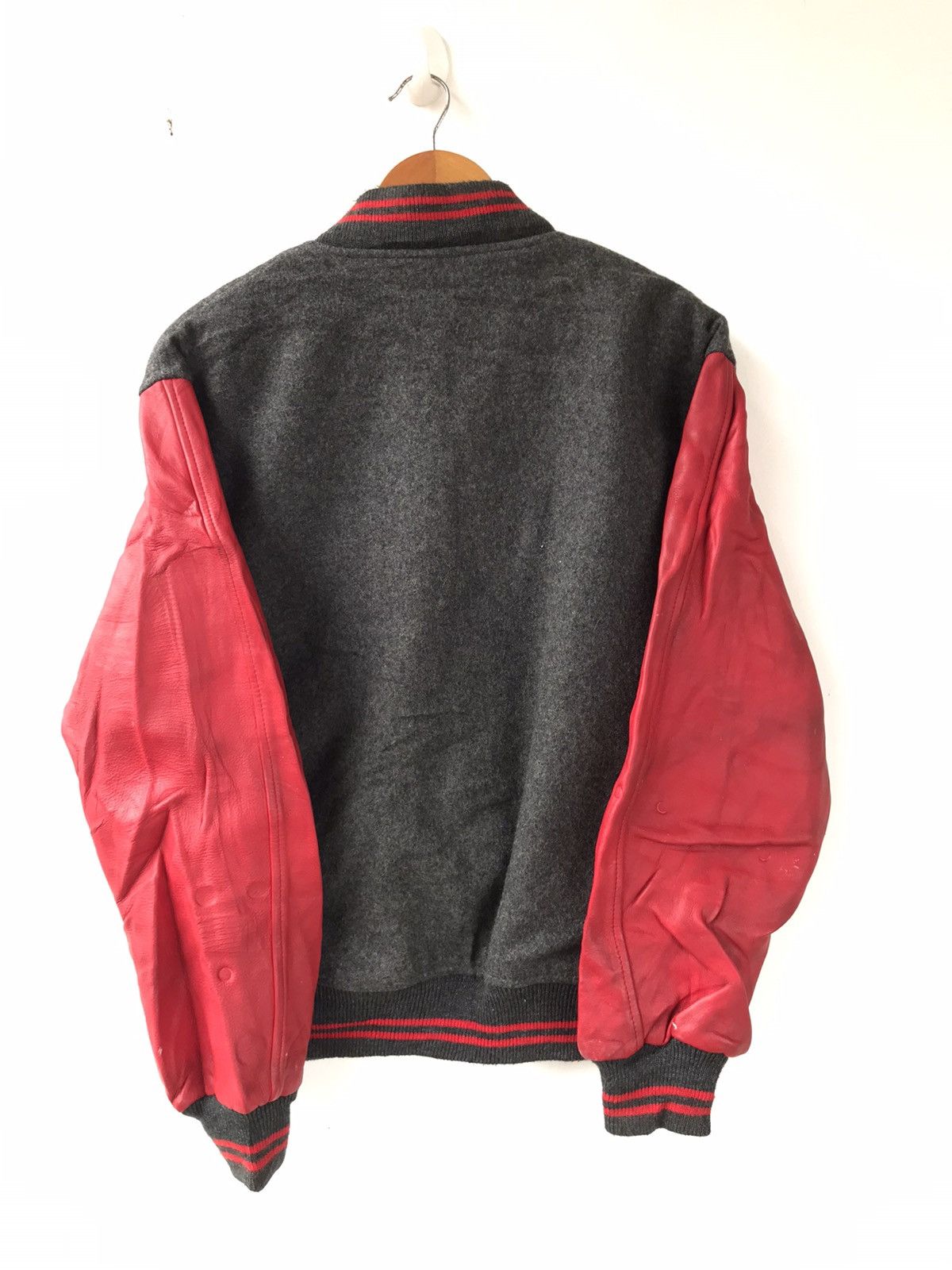 Macbeth Vintage Macbeth Leather Varsity Jacket Big Logo Size US L / EU 52-54 / 3 - 9 Thumbnail