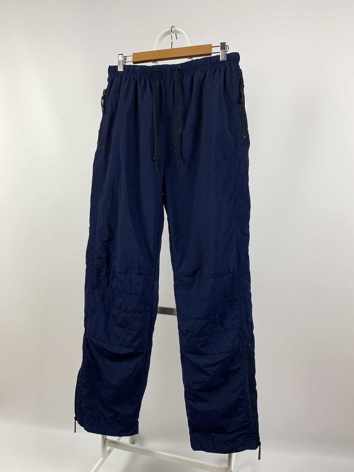 Nike Vintage Nike Swoosh Navy Nylon Track Pants Joggers Size US 34 / EU 50 - 4 Thumbnail