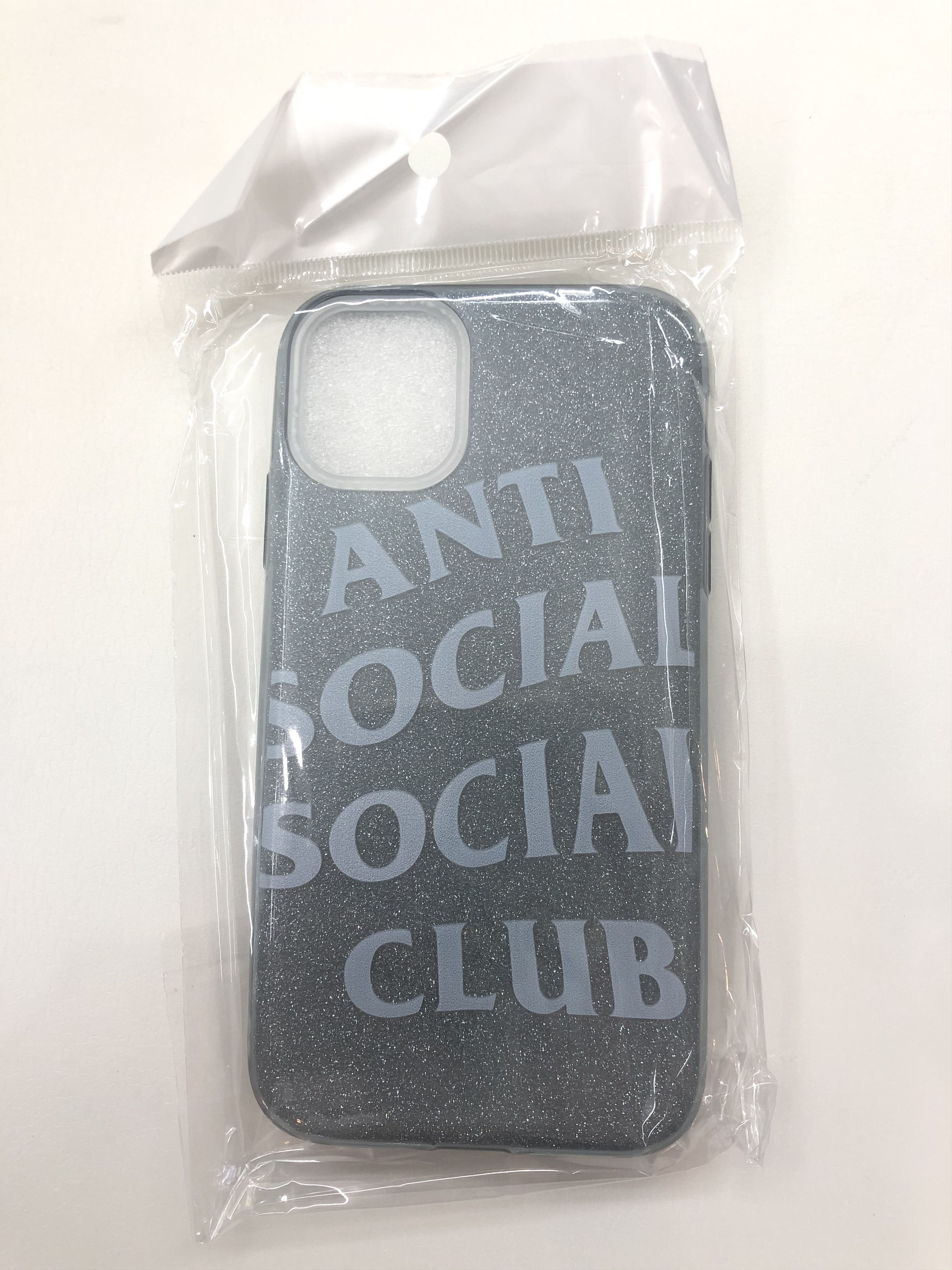 Anti Social Social Club DS ASSC No Texts Pink Iphone 11 Case 6.1" in hand BAPE KITH Size ONE SIZE - 2 Thumbnail