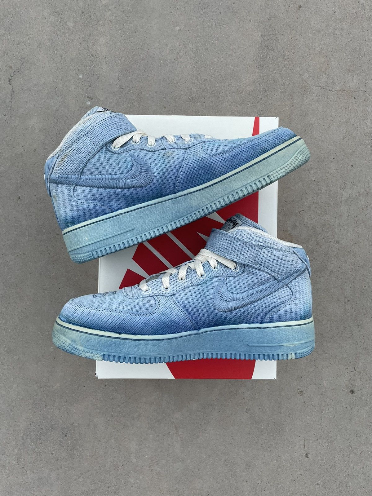 Nike × Stussy *custom dyed* Stussy x Nike Air Force 1 mid “sky blue” Size US 9.5 / EU 42-43 - 6 Thumbnail