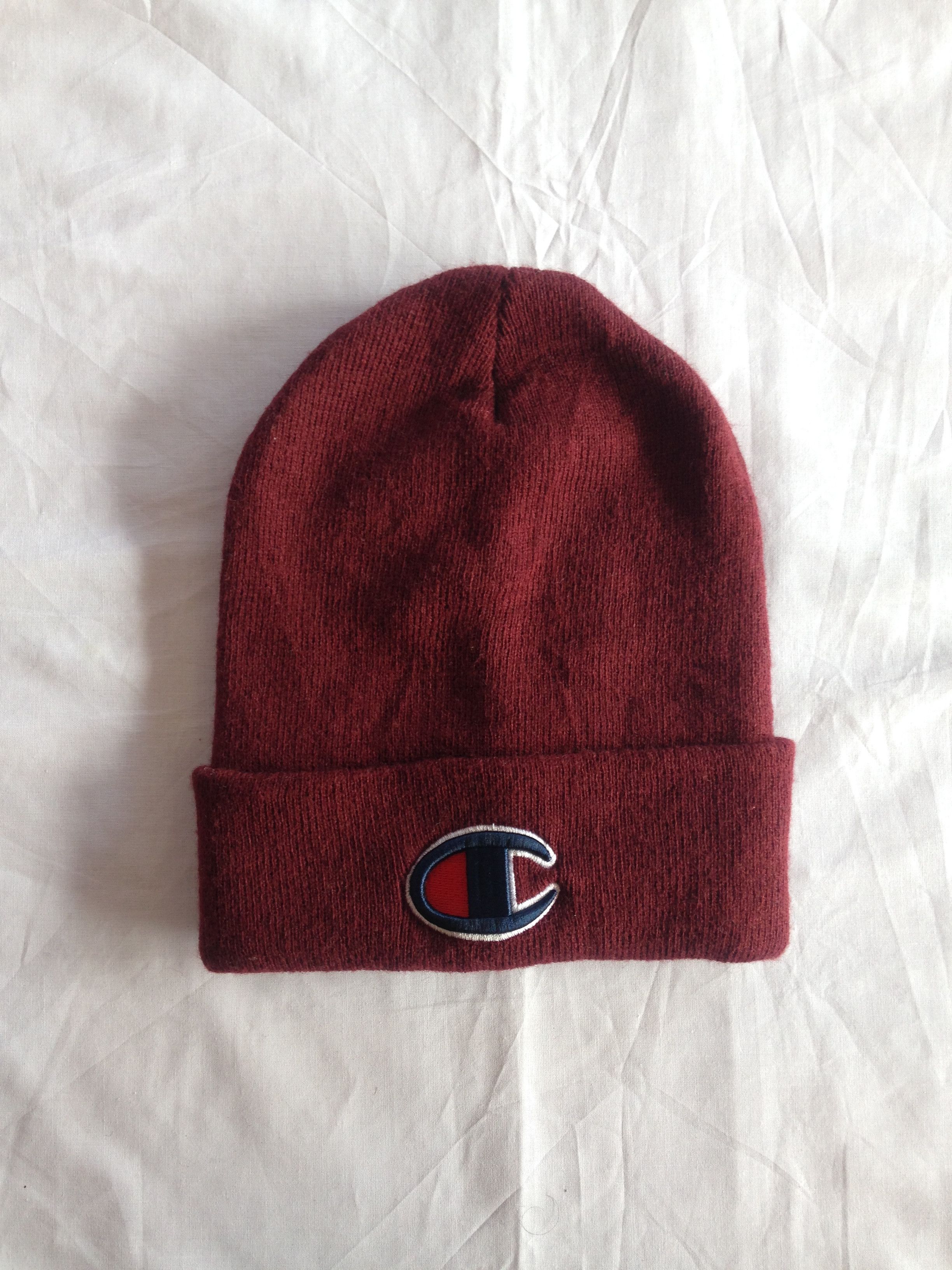 Champion Champion Big Embroidered Logo Red Beanie Size ONE SIZE - 1 Thumbnail