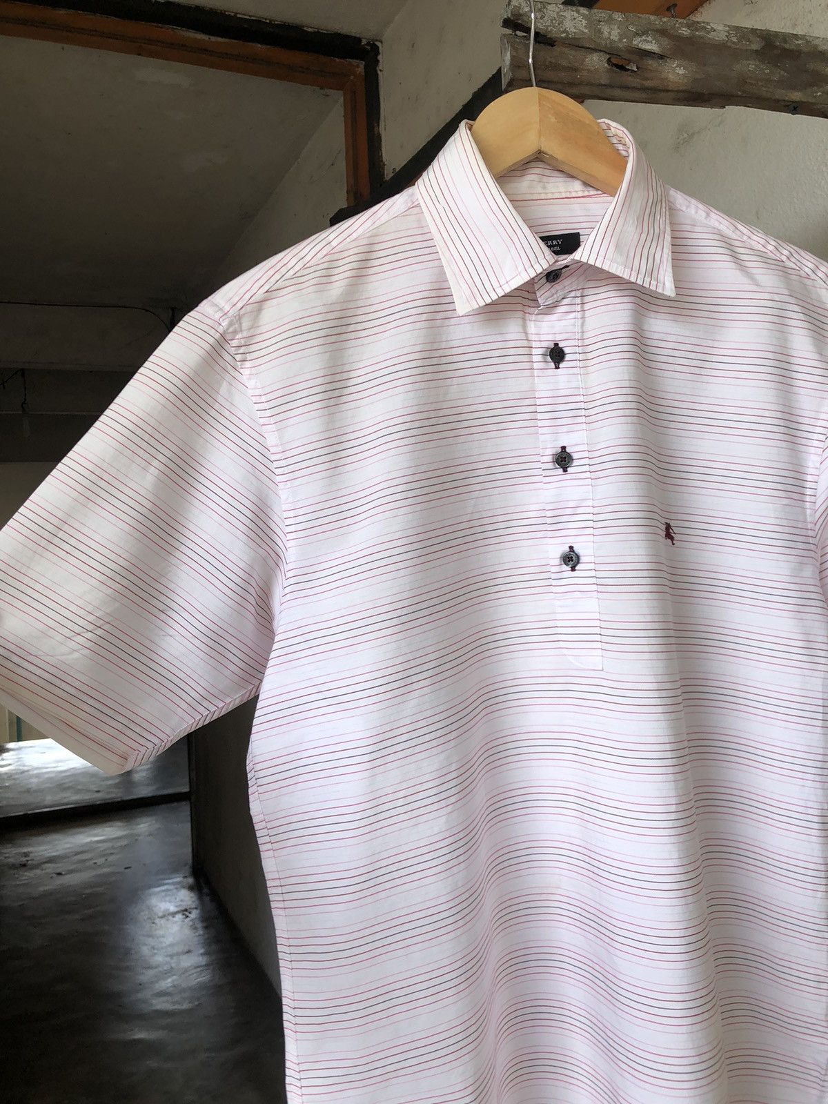Burberry Vintage Burberry Black Label Strip Half Button Shirt Size US L / EU 52-54 / 3 - 16 Thumbnail