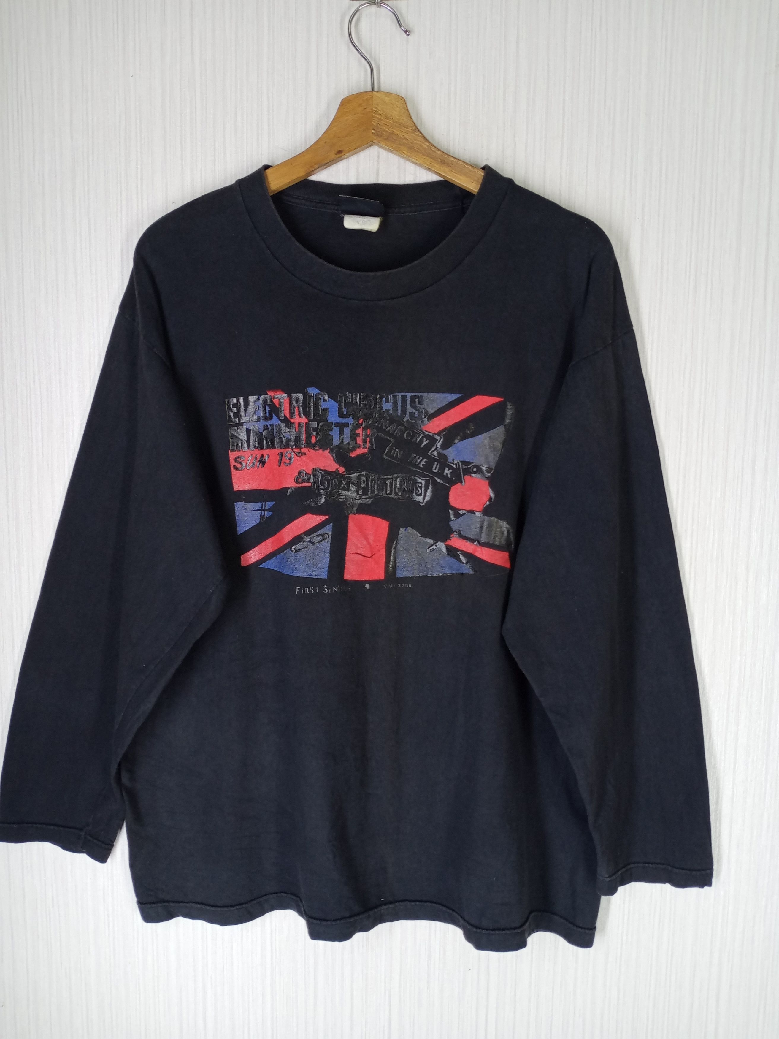 Band Tees Rare Vintage Sex Pistols Anarchy in the UK Tshirt Size US L / EU 52-54 / 3 - 1 Thumbnail
