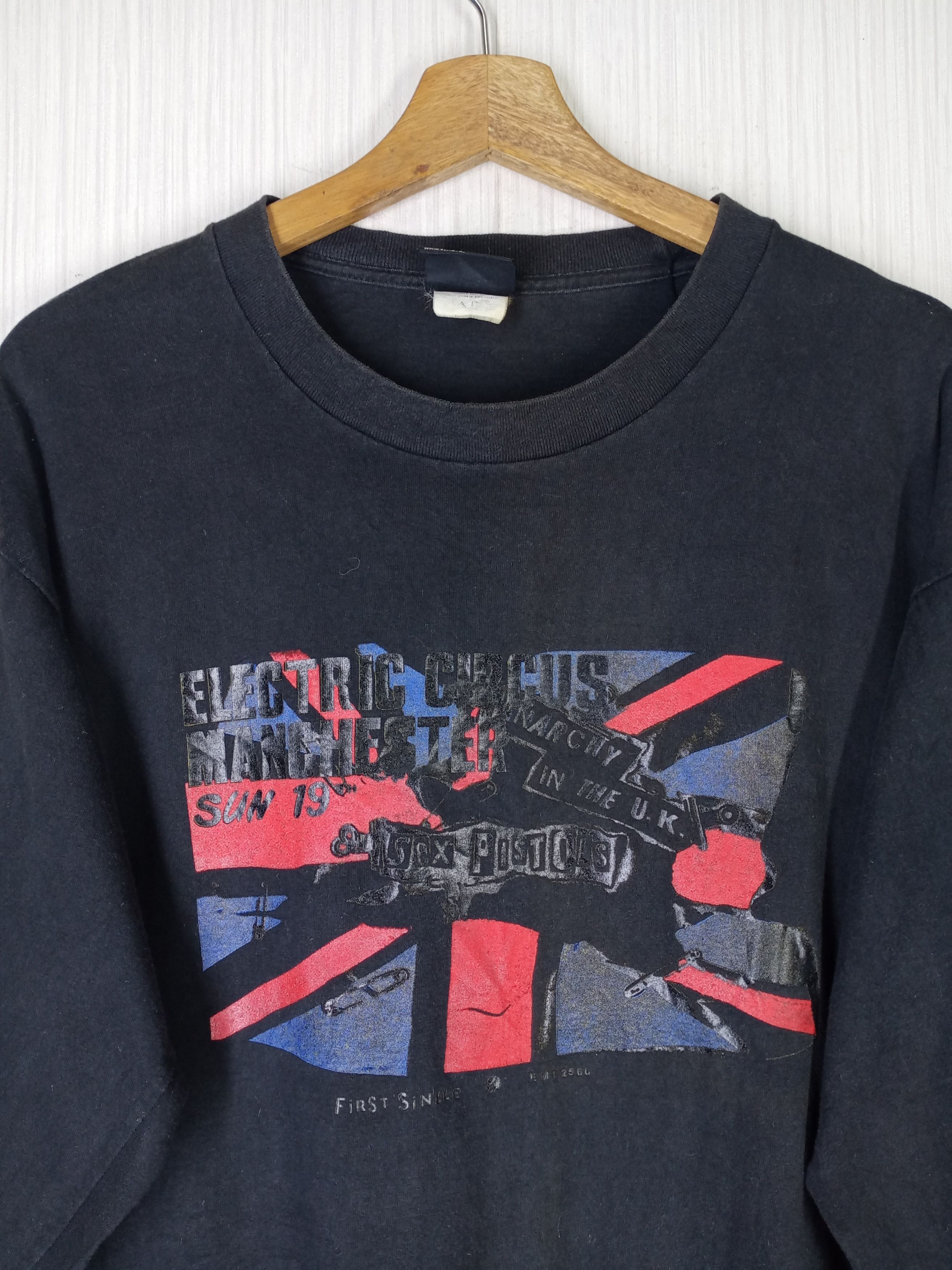 Band Tees Rare Vintage Sex Pistols Anarchy in the UK Tshirt Size US L / EU 52-54 / 3 - 2 Thumbnail
