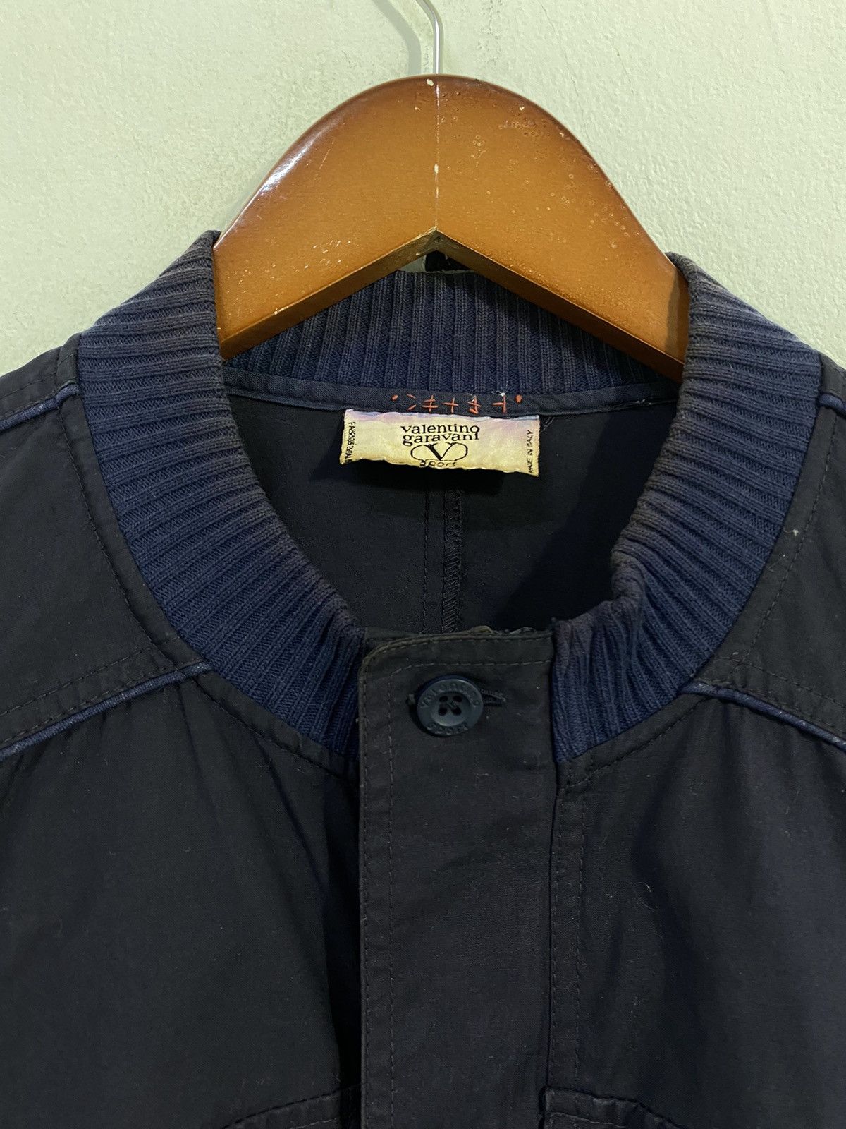 Valentino Vintage Valentino Garavani Bomber Jacket Style Nice Design Size US S / EU 44-46 / 1 - 4 Thumbnail