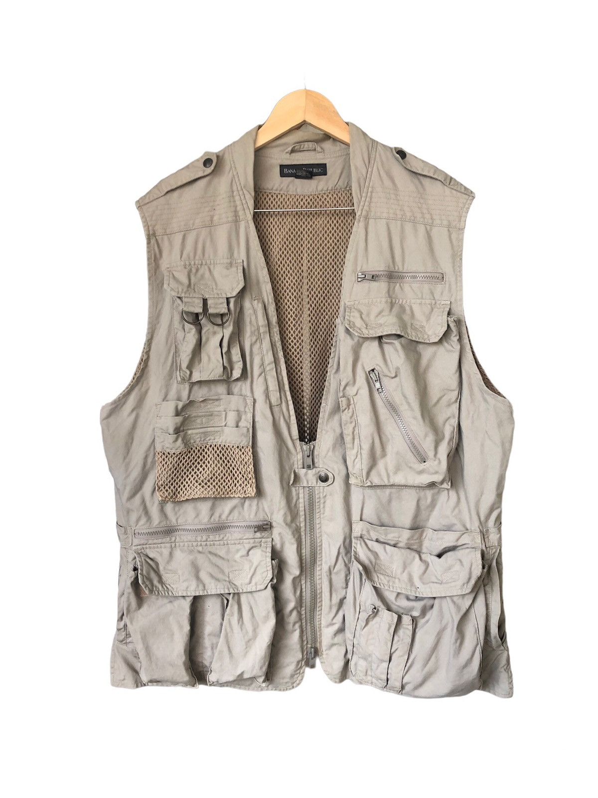 Banana Republic Vtg Banana Republic Utility Multipocket Hunting Vest Jacket Size US L / EU 52-54 / 3 - 1 Thumbnail