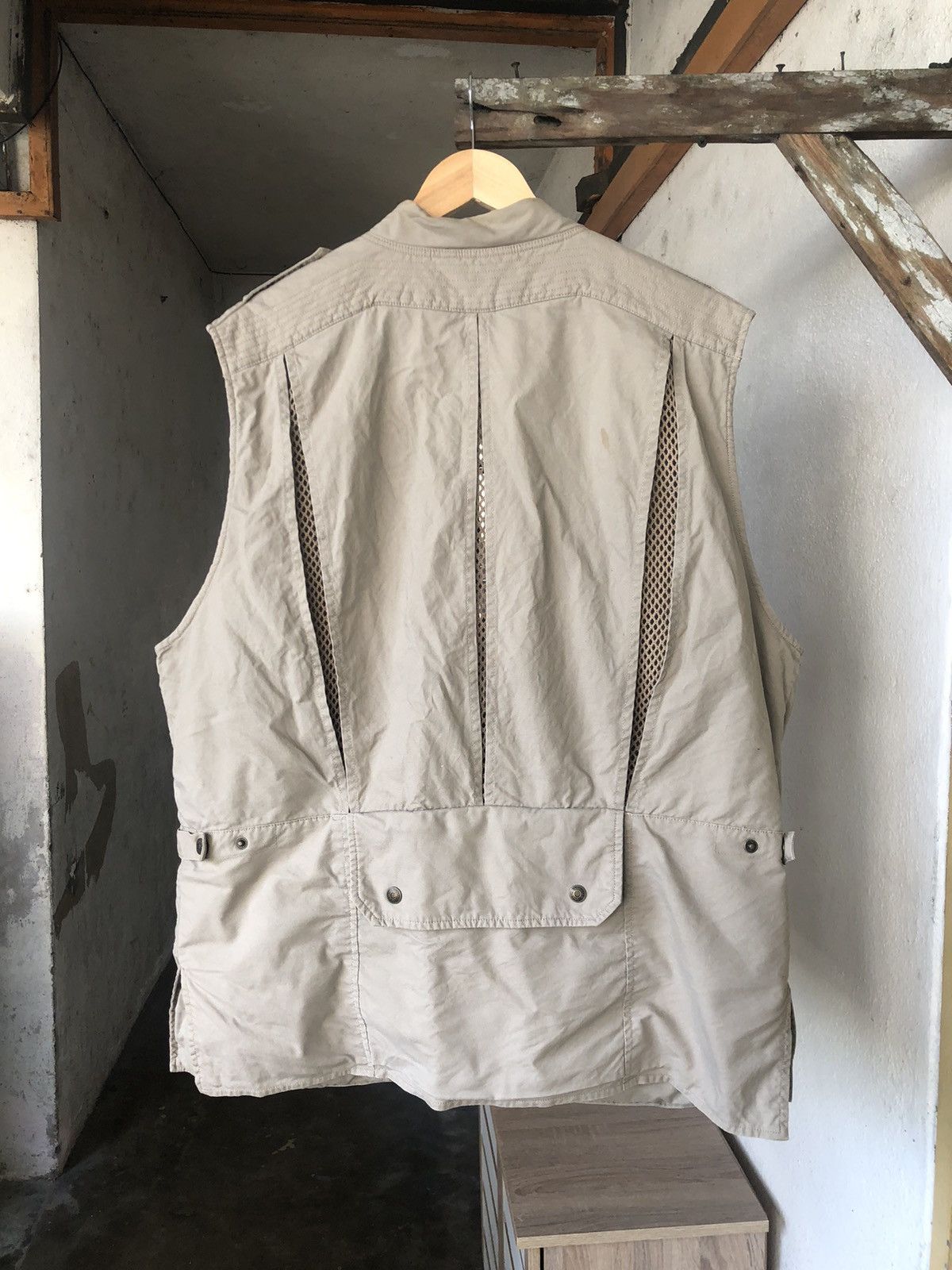 Banana Republic Vtg Banana Republic Utility Multipocket Hunting Vest Jacket Size US L / EU 52-54 / 3 - 2 Thumbnail